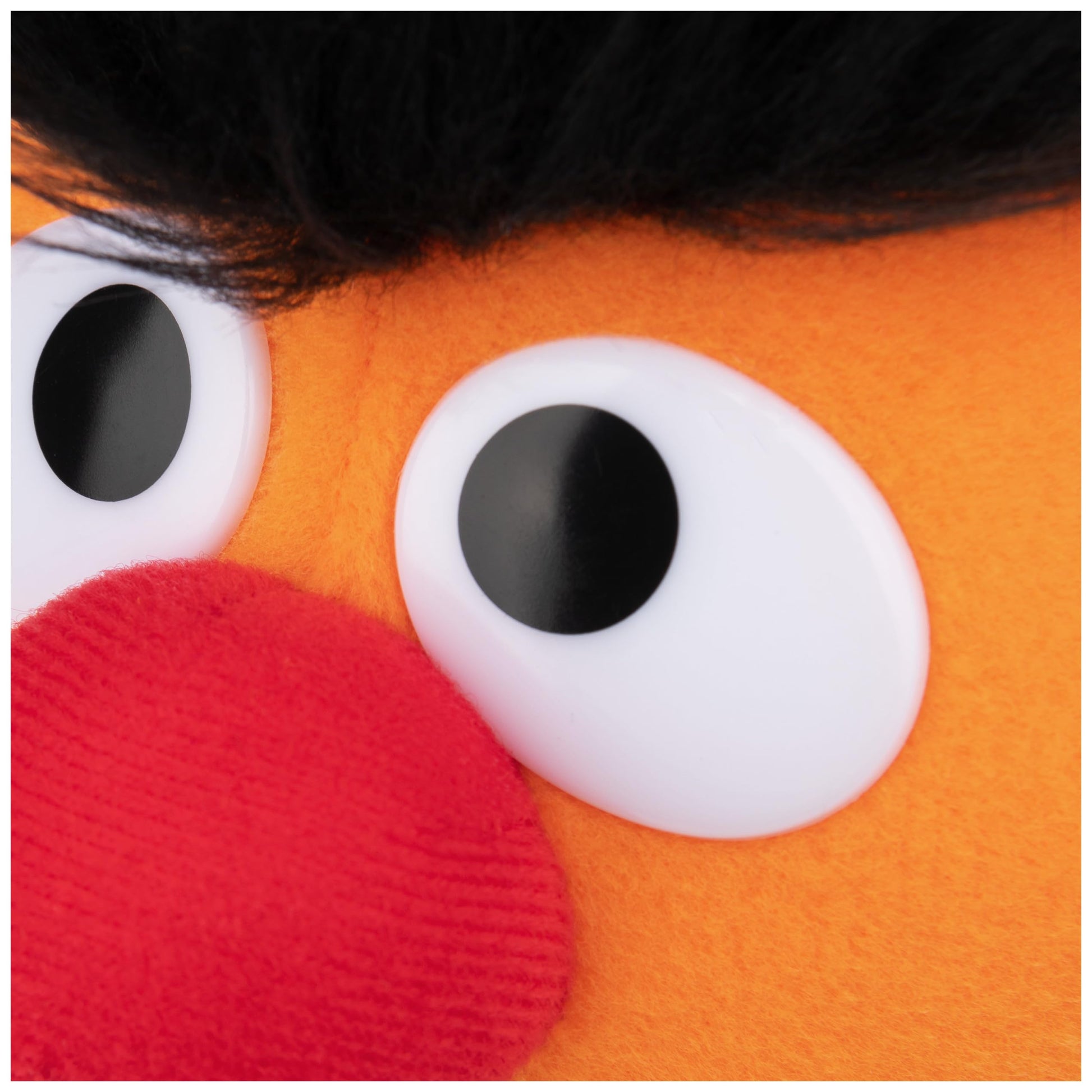 GUND Sesame Street Ernie 13.5-Inch Muppet Plush Toy for Ages 1+