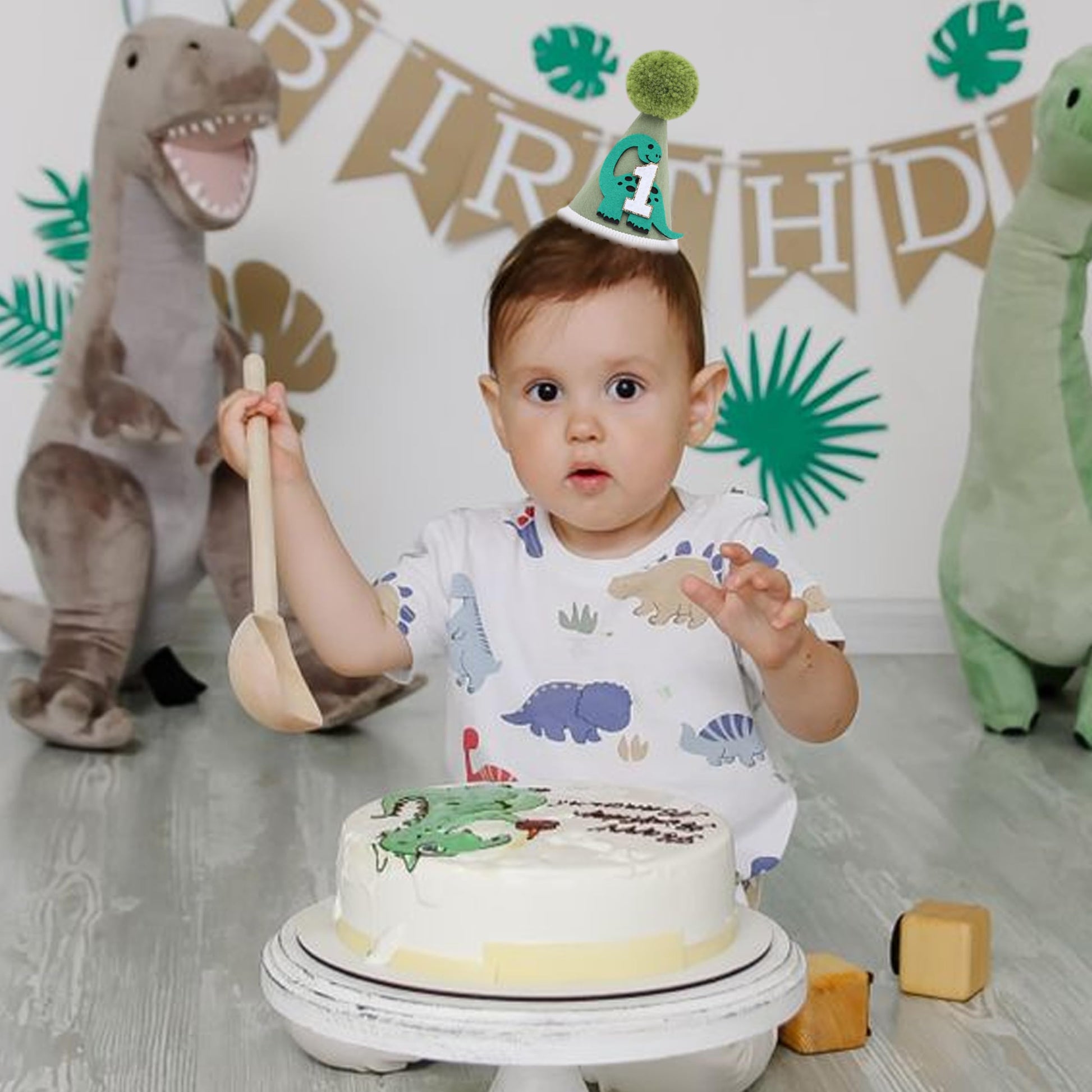 Agvgaza Green Dinosaur 1st Birthday Hat - Green Crown Cone Hat for Boy, Dinosaur One Birthday Decorations, Cake Smash, Photo Outfit, Party Theme