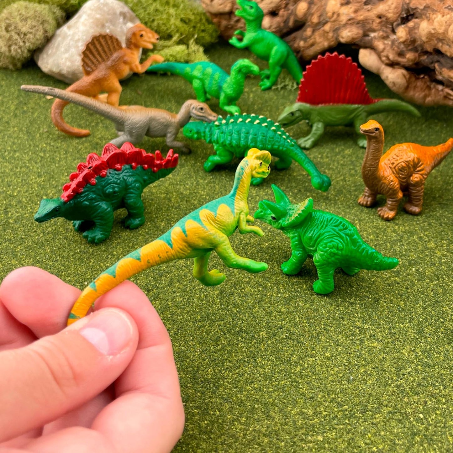 Safari Ltd. Dinos TOOB - Includes 12 Hand-Painted Mini Figurines - T-Rex, Triceratops, Velociraptor, Stegosaurus, Ankylosaurus & More - Dinosaur Toy