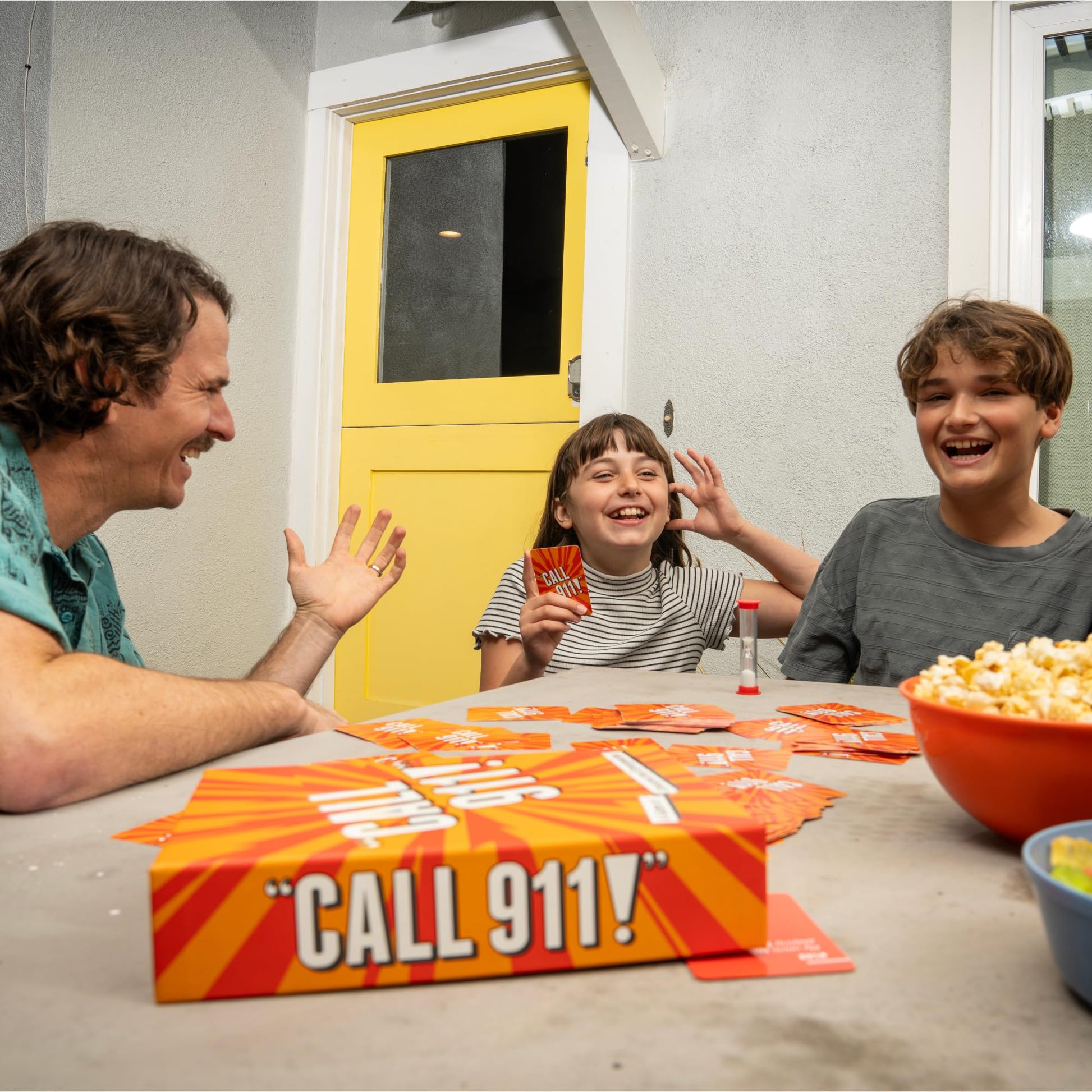 DSS Games Call 911! A Family Card Game of Unexpected Emergencies | Ages 12+