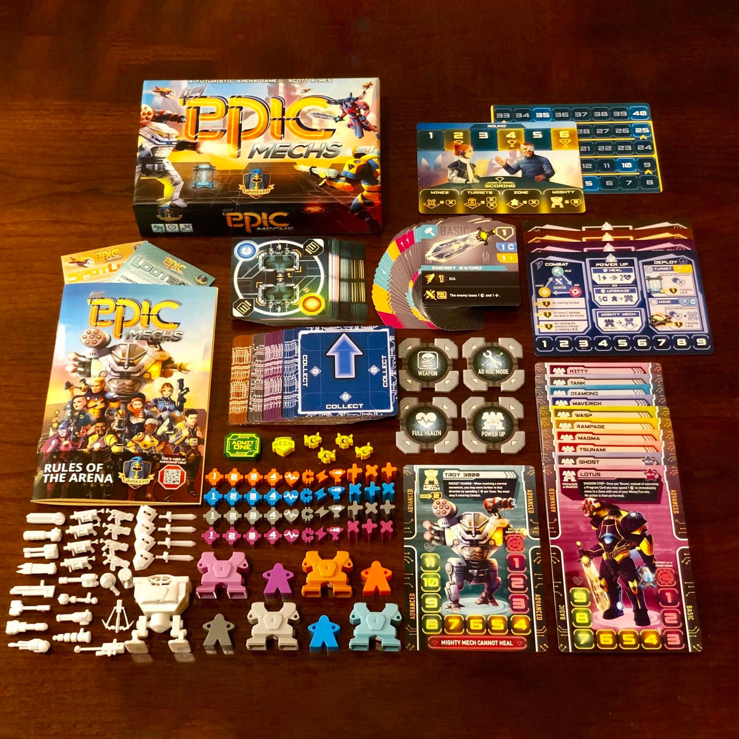 Tiny Epic Mechs Deluxe - Strategic Mech Combat & Programming Game, 1-4 Players, Ages 14+, Includes ITEMeeples & Miniatures