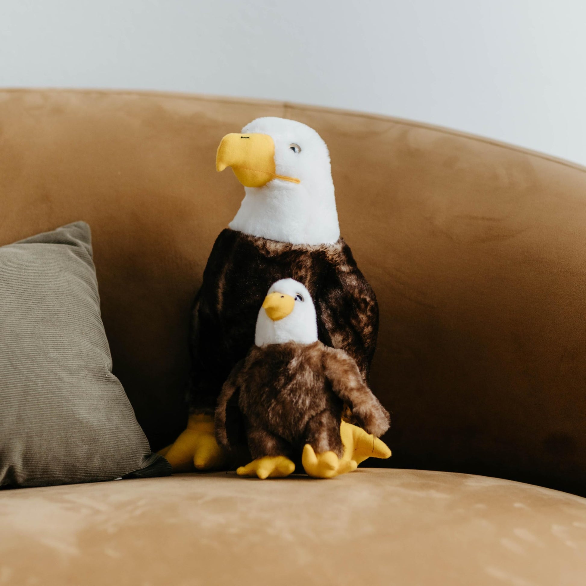 The Petting Zoo Bald Eagle Stuffed Animal, Gifts for Kids, Wild Onez Zoo Animals, Bald Eagle Plush Toy 9 inches