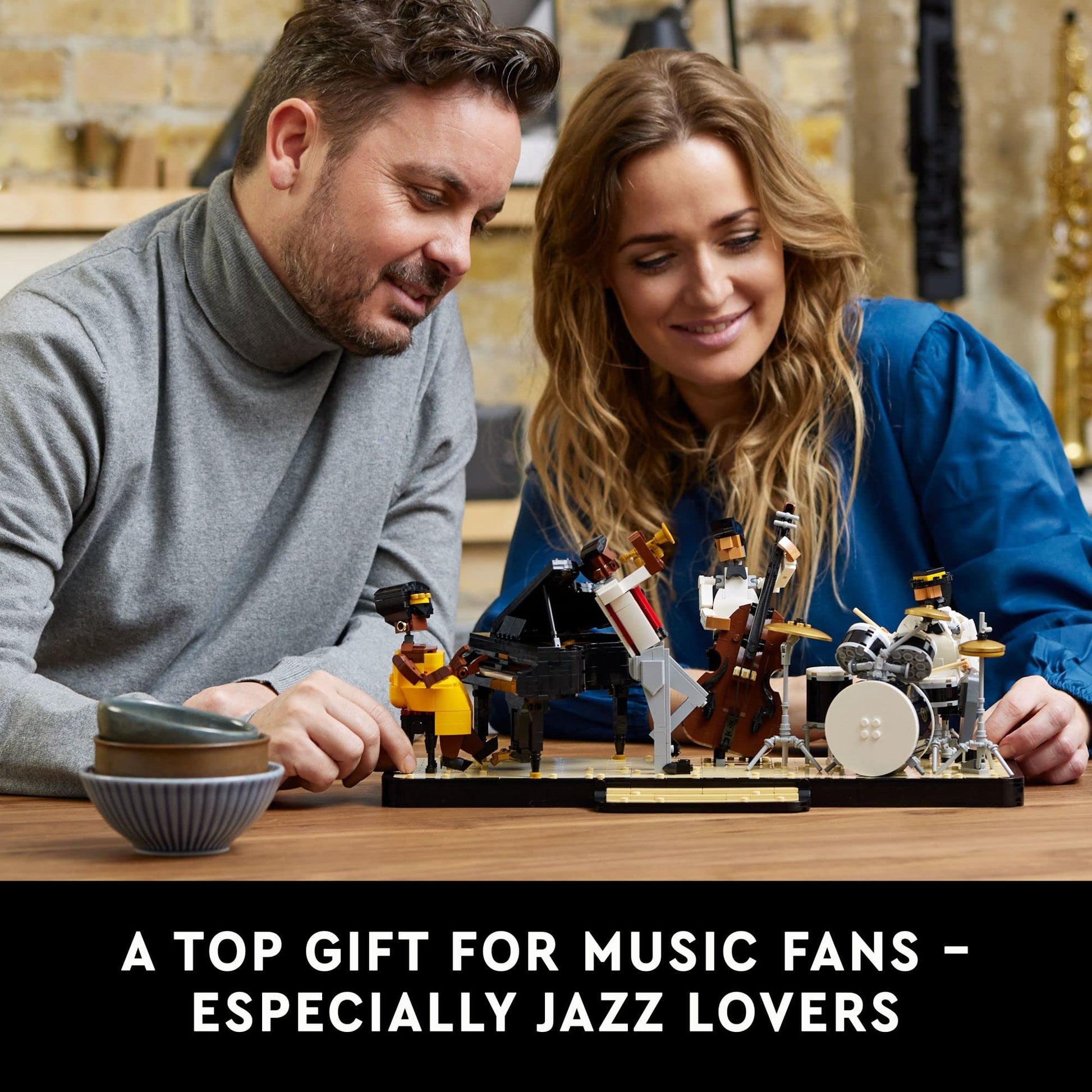 LEGO Ideas Jazz Quartet 21334 Building Blocks - Featuring Buildable Stage with 4 Band Musician Figures, Includes Piano, Double Bass, Trumpet, and Drum