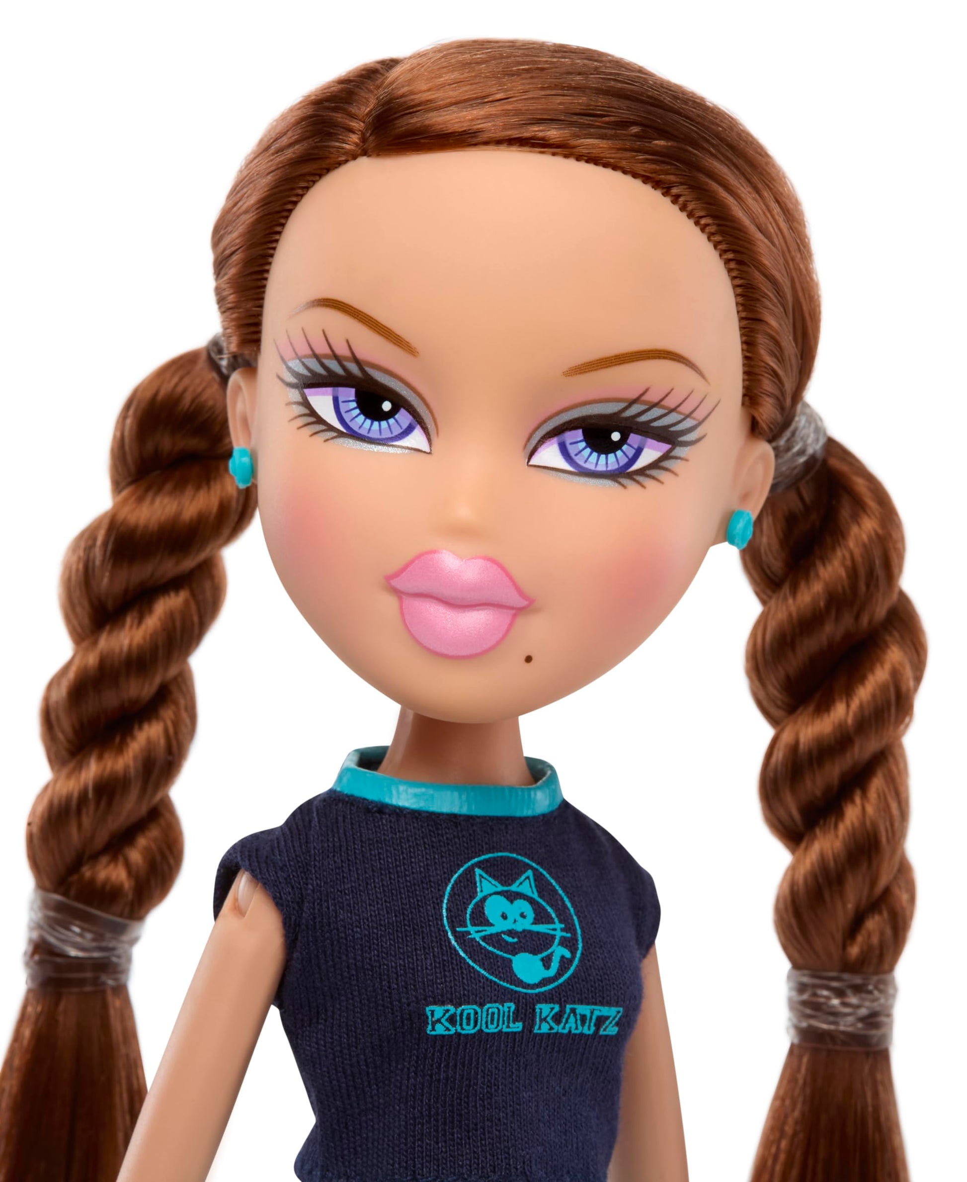 Bratz Play Sportz Roxxi Fashion Doll with Accessories, Soccer