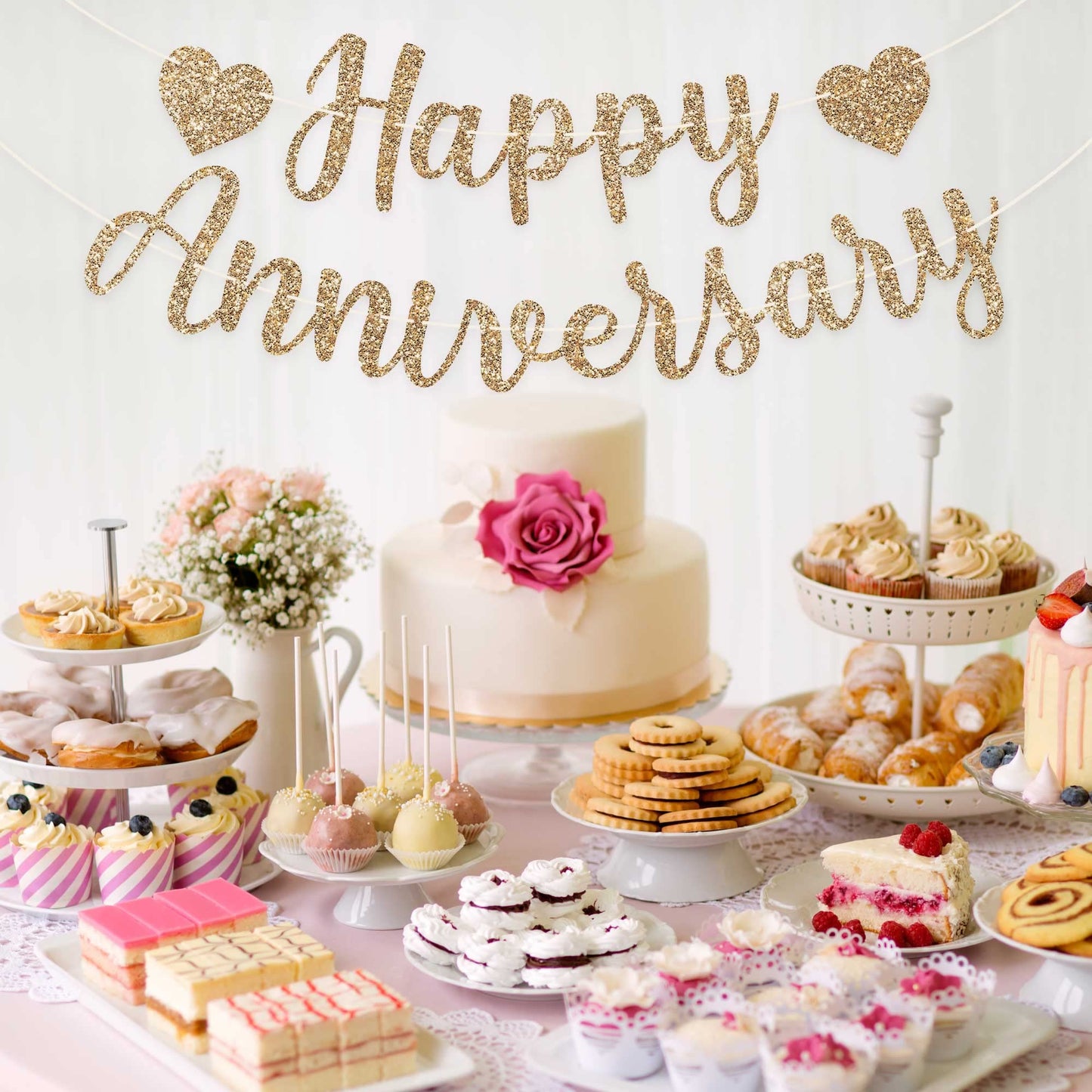 Pre-Strung Happy Anniversary Banner - Gold Glitter Anniversary Banner