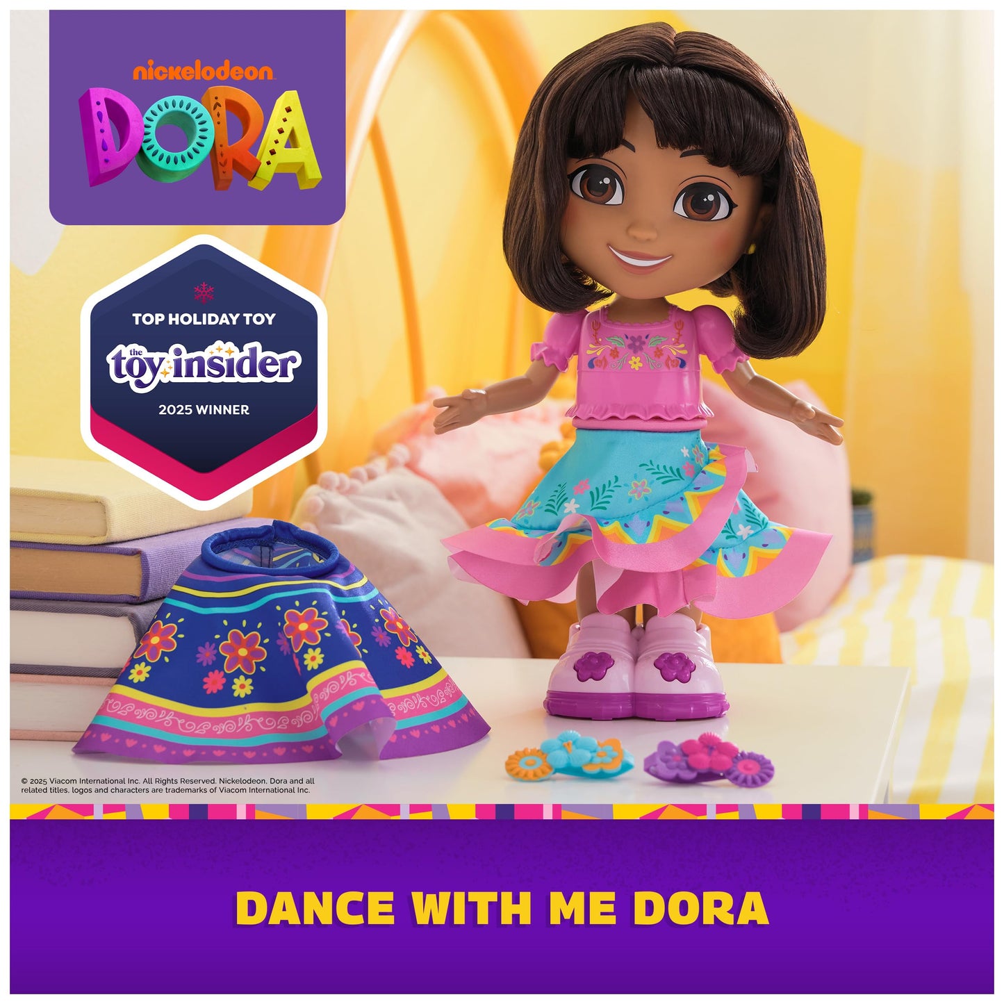 Dora - Dancing with Me Doll - 30cm Interactive Figure - 1 Figure, 5 Accessories & 6 Songs - Bilingual French English - Cartoon Doll House Toy