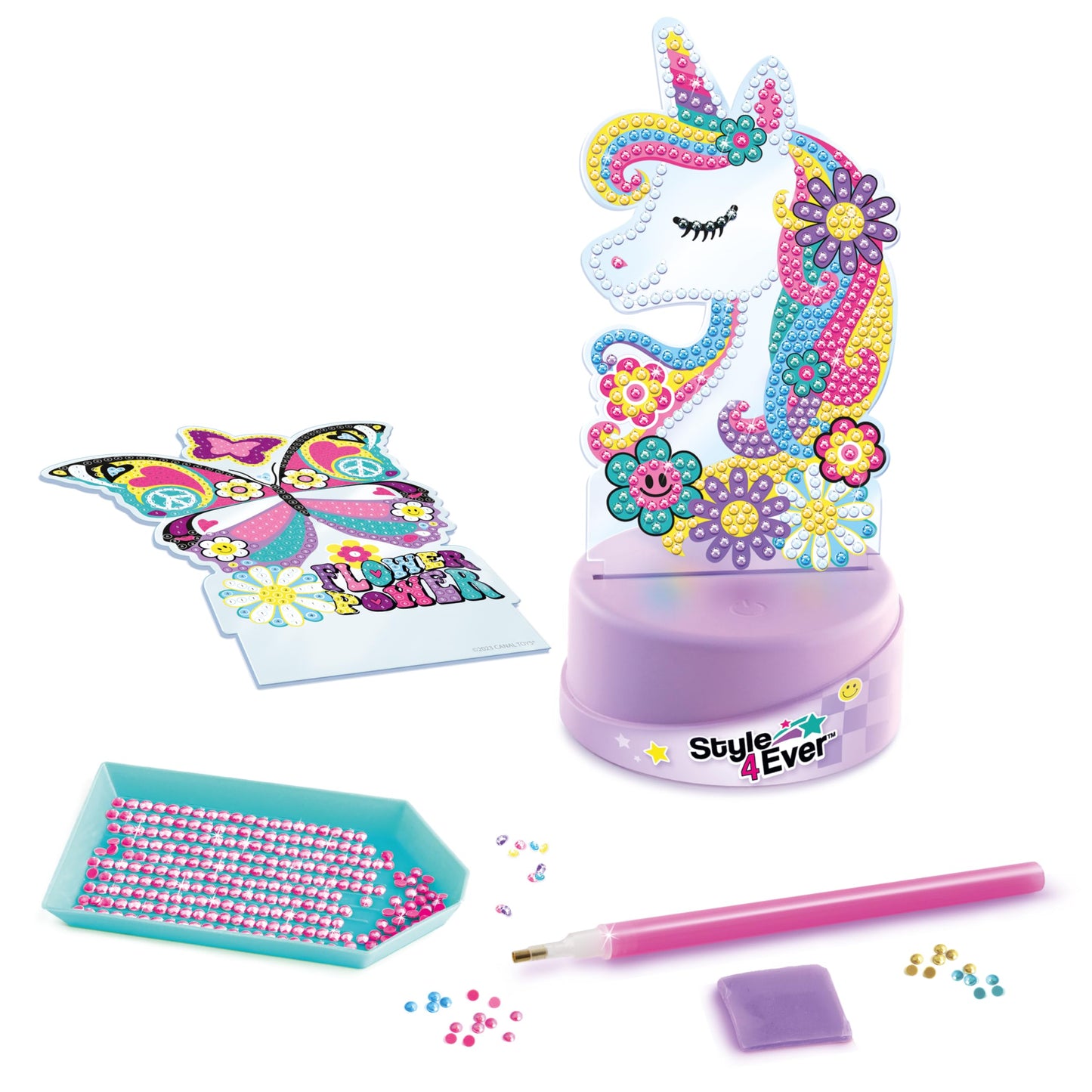Canal Toys Style 4 Ever Diamond Art Unicorn or Butterfly Lamp Set. Bead up The Unicorn and Butterfly, Then swap Out on The Light up Base. Age 6+
