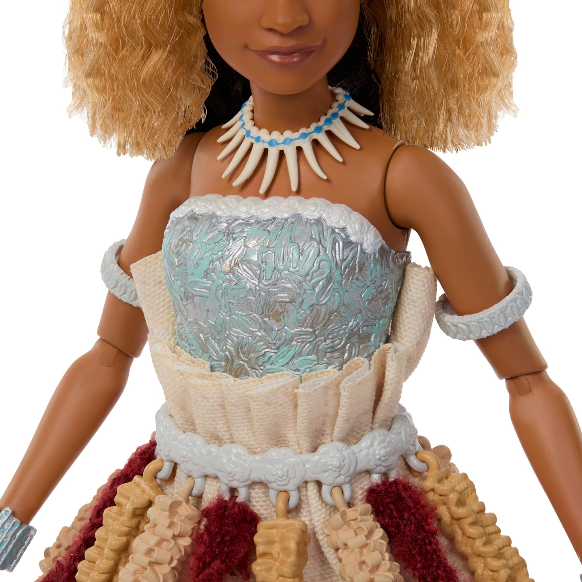 Mattel Disney Collector Moana Collectible Fashion Doll in Ceremonial Look w/Shell Accessory, for Kids & Collectors, Inspired by Live Action Movie