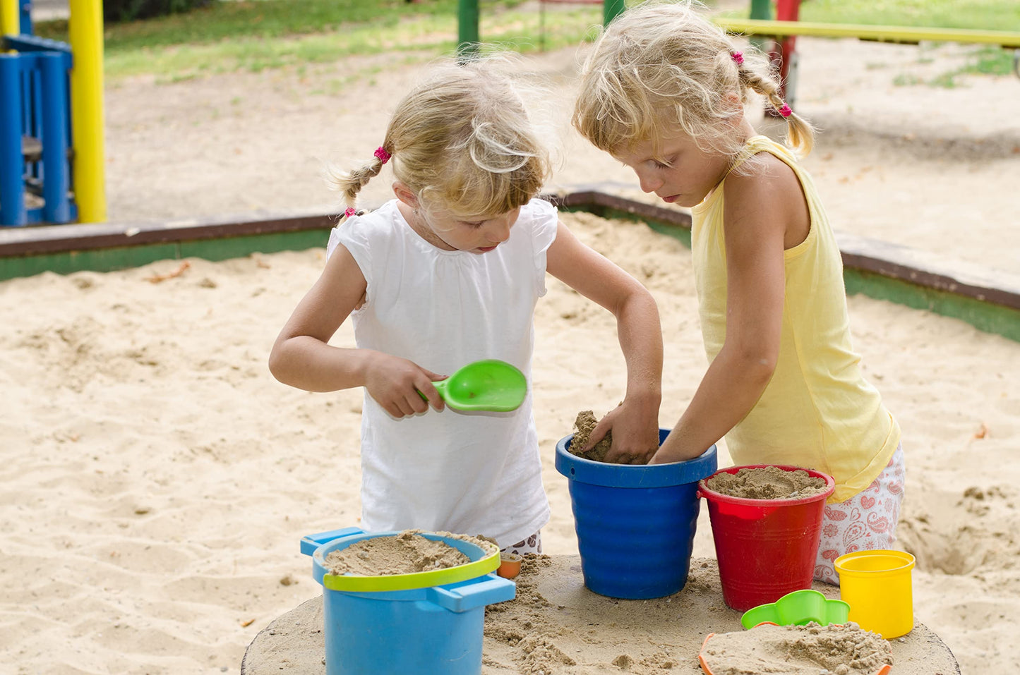 40 lbs. Premium Playground Sand - Filtered, Screened and Washed Perfect for Sand Box, Play Areas or Arts & Crafts (40)