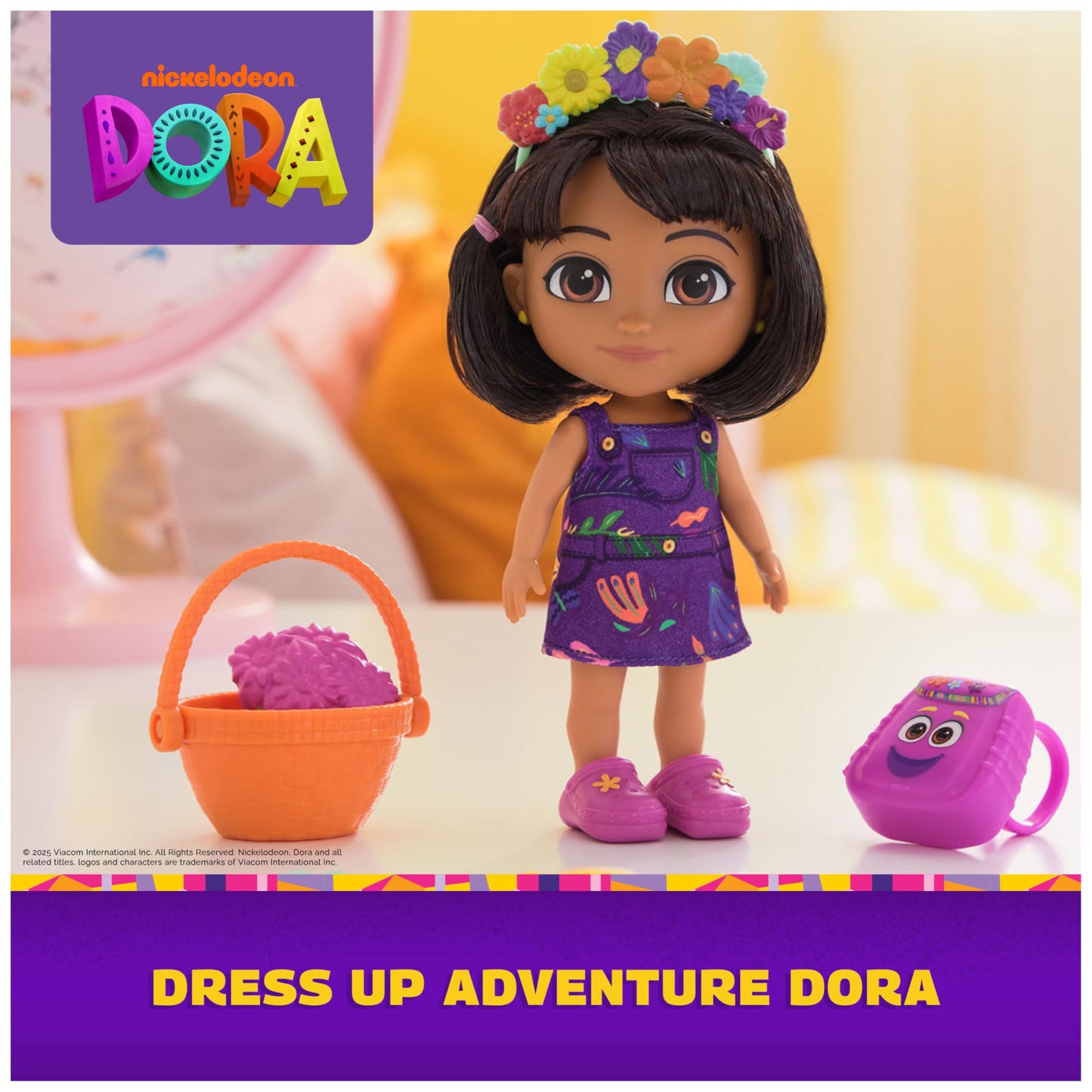 Dora, Dress Up Adventure Dora, 6-inch Doll with Removable Clothes & Accessories, Kids Toys for Girls & Boys Ages 3 and Up