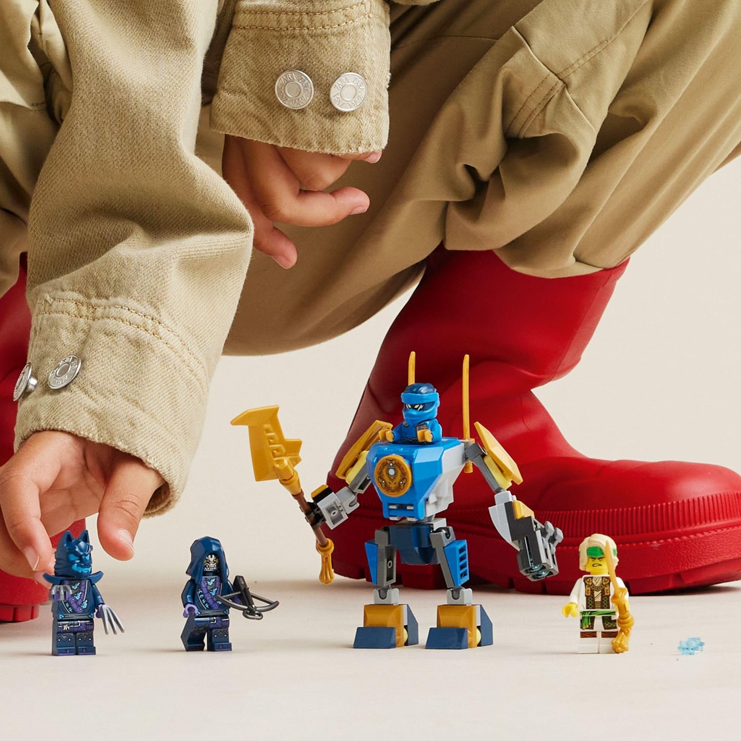 LEGO NINJAGO Jay’s Mech Battle Pack Adventure Toy Set for Kids, with Jay Minifigure and Mech Figure, Creative Ninja Gift for Boys and Girls Aged 6