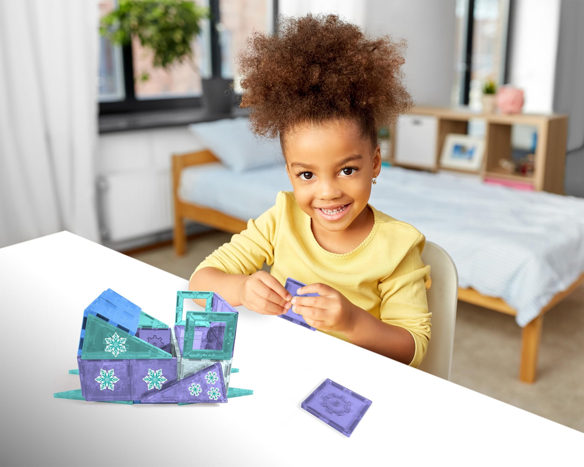 Tytan Toys Disney Frozen Magnetic Tiles Princess Castle - 68-Piece STEAM Building Set with Glitter Tiles & Elsa, Anna, Olaf Stickers - Educational