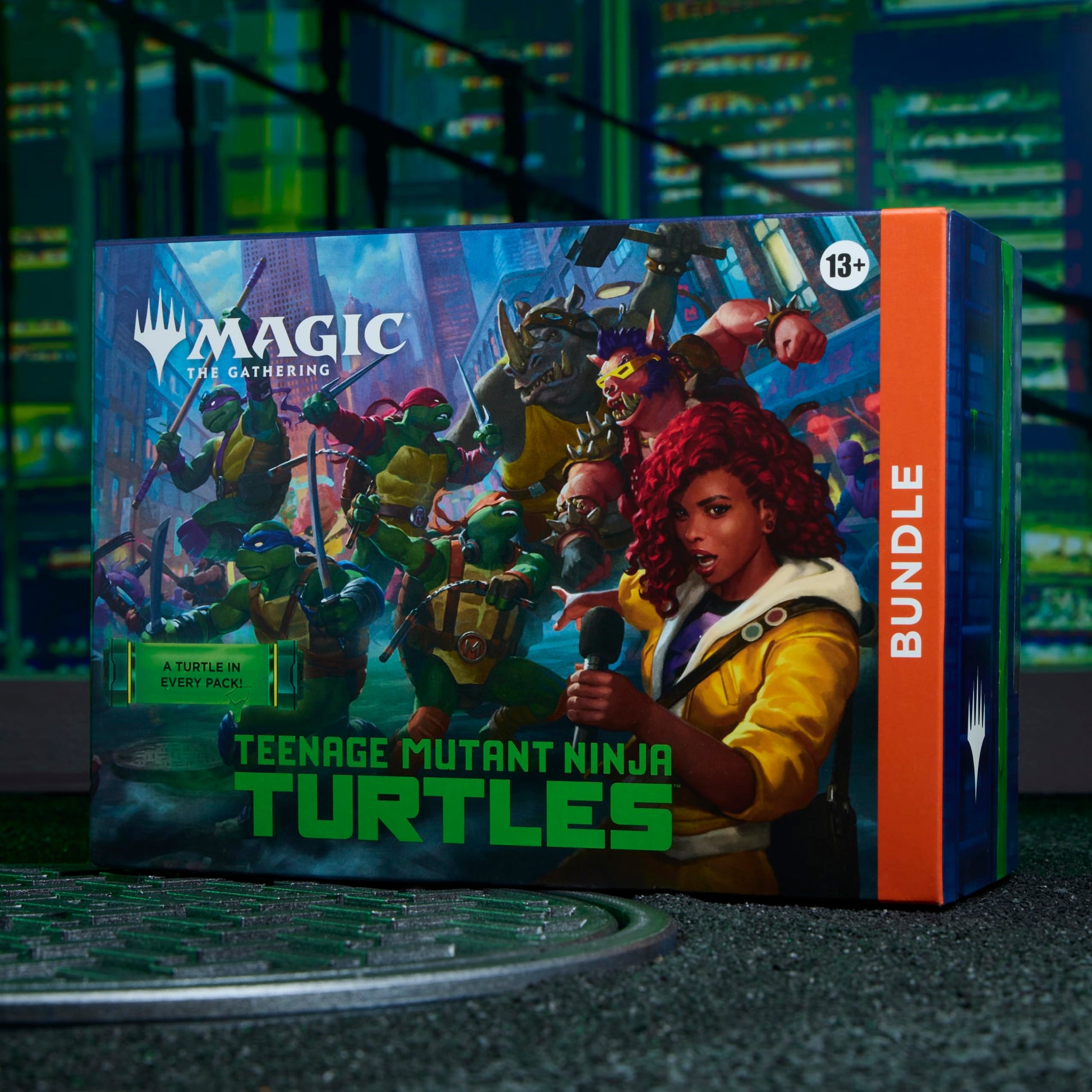 Magic: The Gathering | Teenage Mutant Ninja Turtles - Bundle | 9 Play Boosters, 30 Lands, Foil Alt-Art Promo Card + Exclusive Accessories |