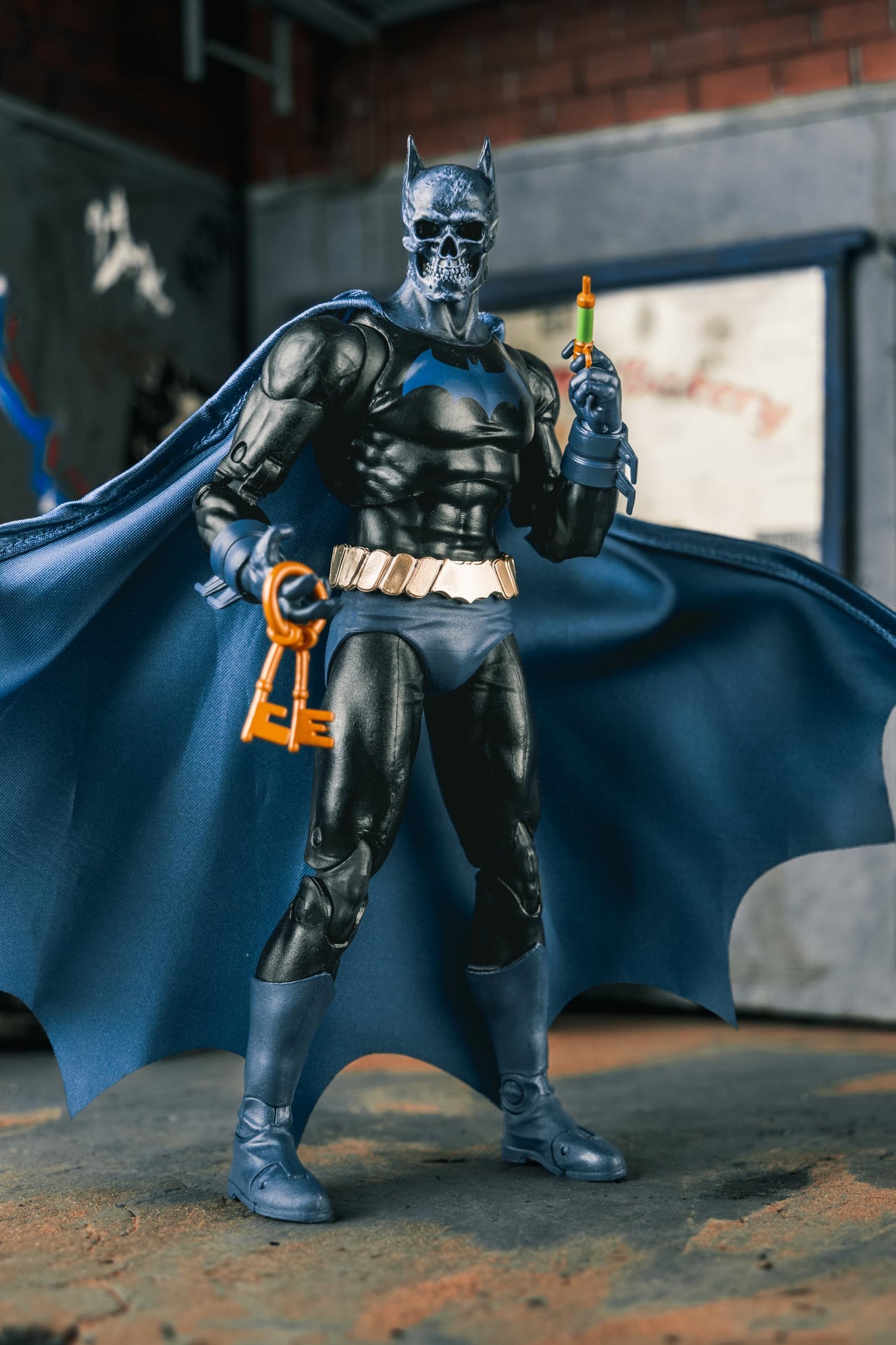 McFarlane Toys-DC Multiverse Black Mask as Batman (Beneath The Mask) 7in Action Figure