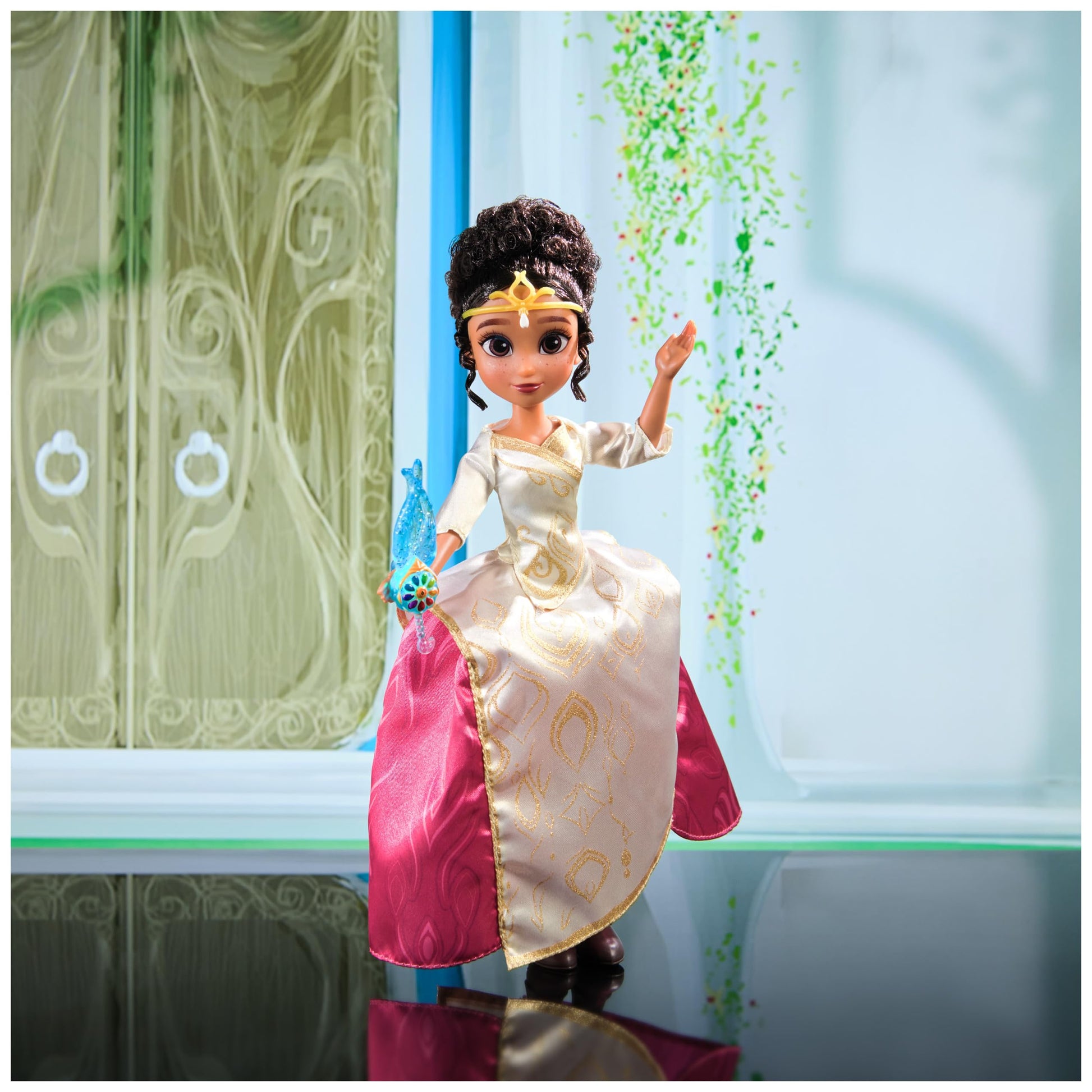 Spellbound, Singing Ellian 9.5-inch Doll with 3 Songs, Sounds & Lights, 3 Doll Accessories, from the Netflix Movie, Kids Toys for Girls & Boys Ages 6+