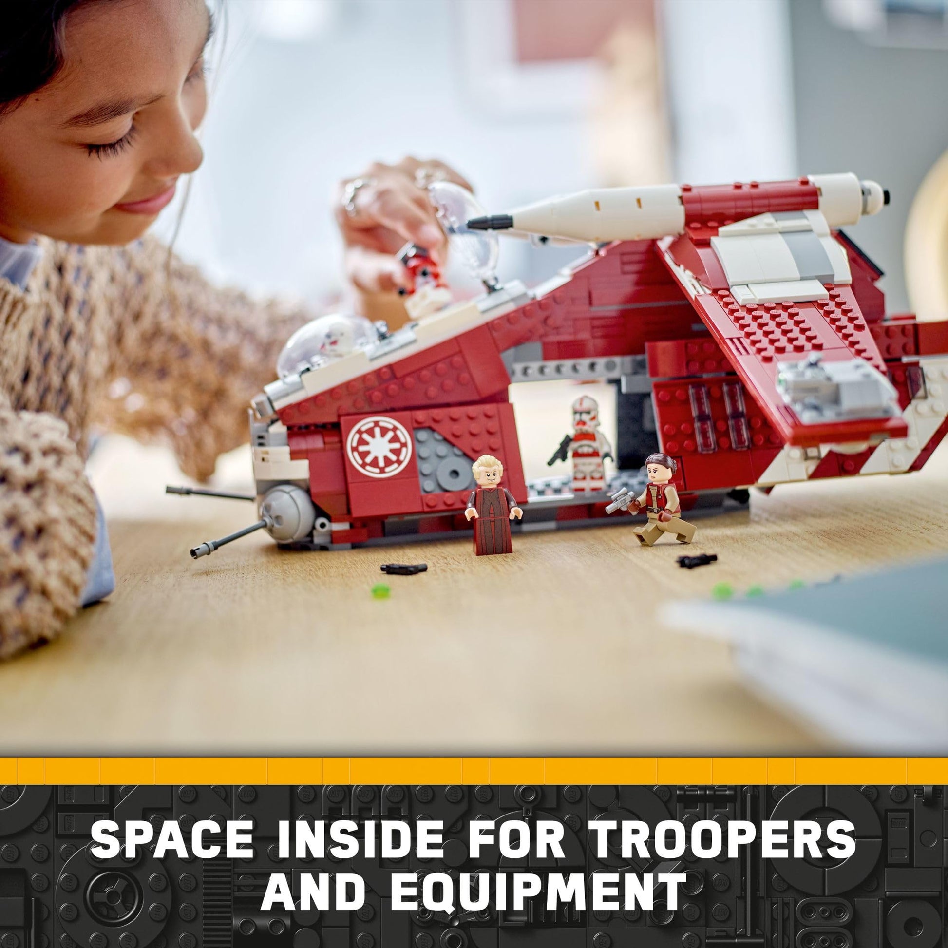LEGO Star Wars: The Clone Wars Coruscant Guard Gunship - Buildable Star Wars Toy for 9 Year Olds - Gift Idea for Fans - Includes 3 Clone Trooper