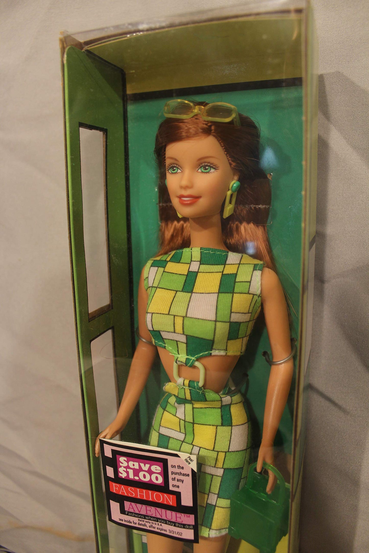 Hip 2 Be Square Barbie Doll w/ Cool Accessories!