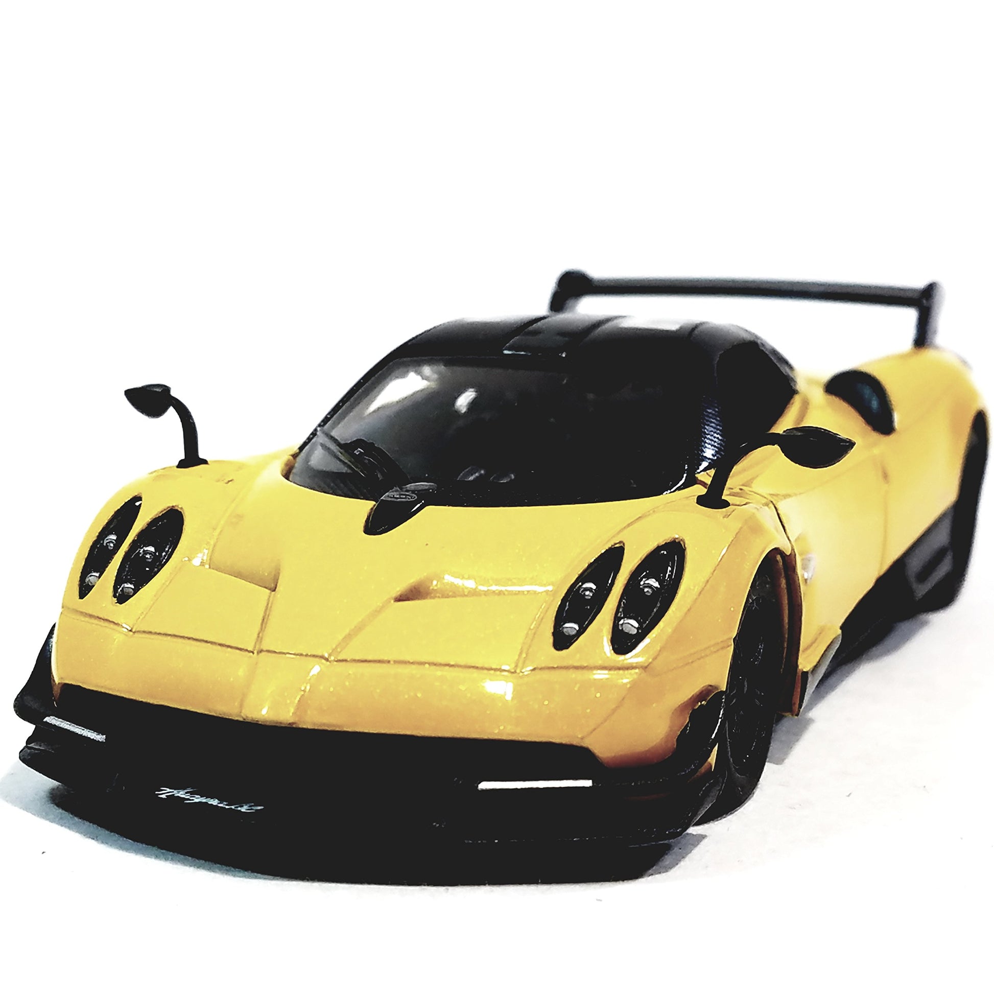 KiNSMART - 2016 Pagani Huayra BC 5" 1:38 Scale Die Cast Metal Model Toy Car w/Pullback Action (Yellow)