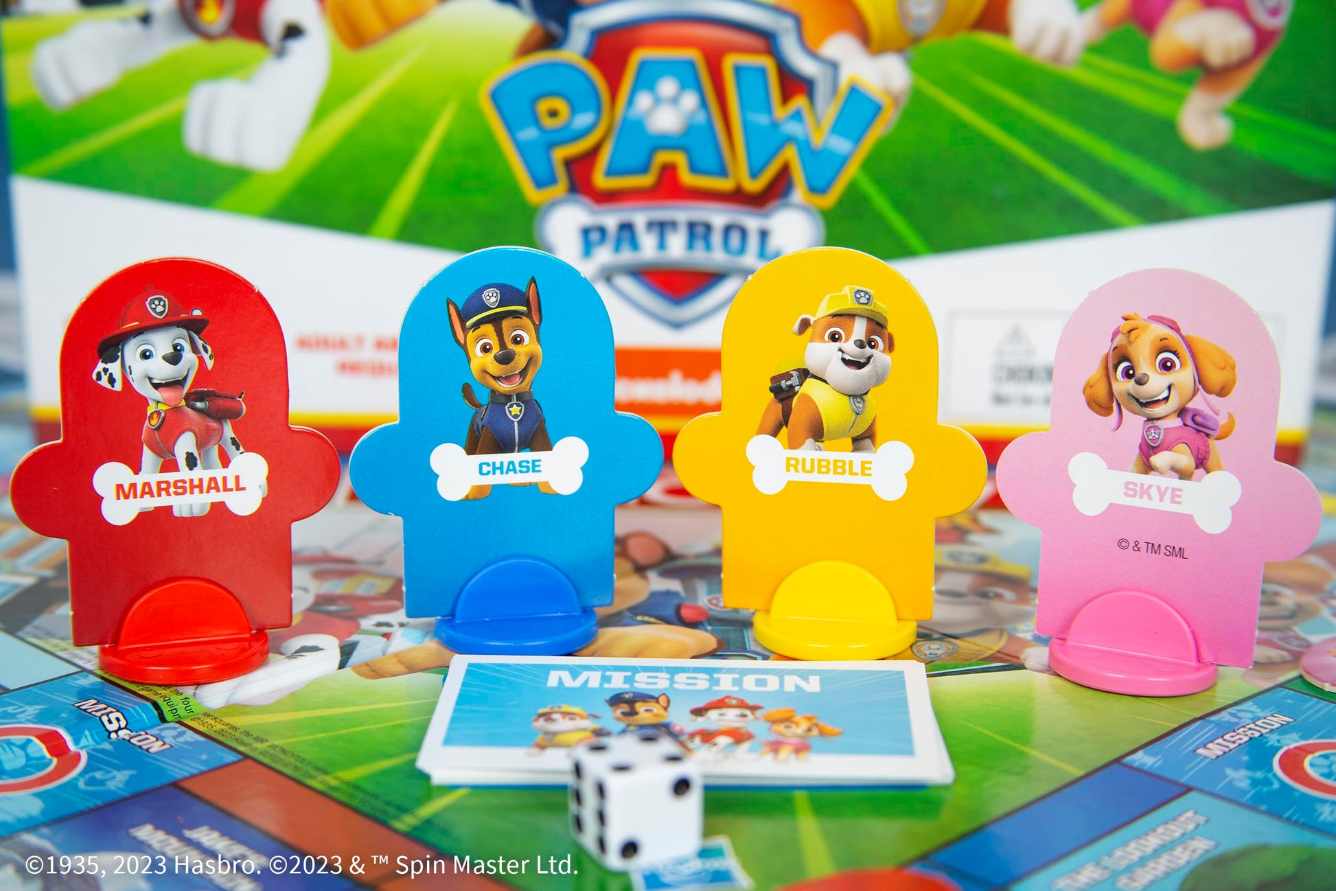 Monopoly JR PAW Patrol Board Game | Featuring Chase, Marshall, Skye, and Rubble | Officially Licensed Nickelodeon PAW Patrol Game | Family-Friendly
