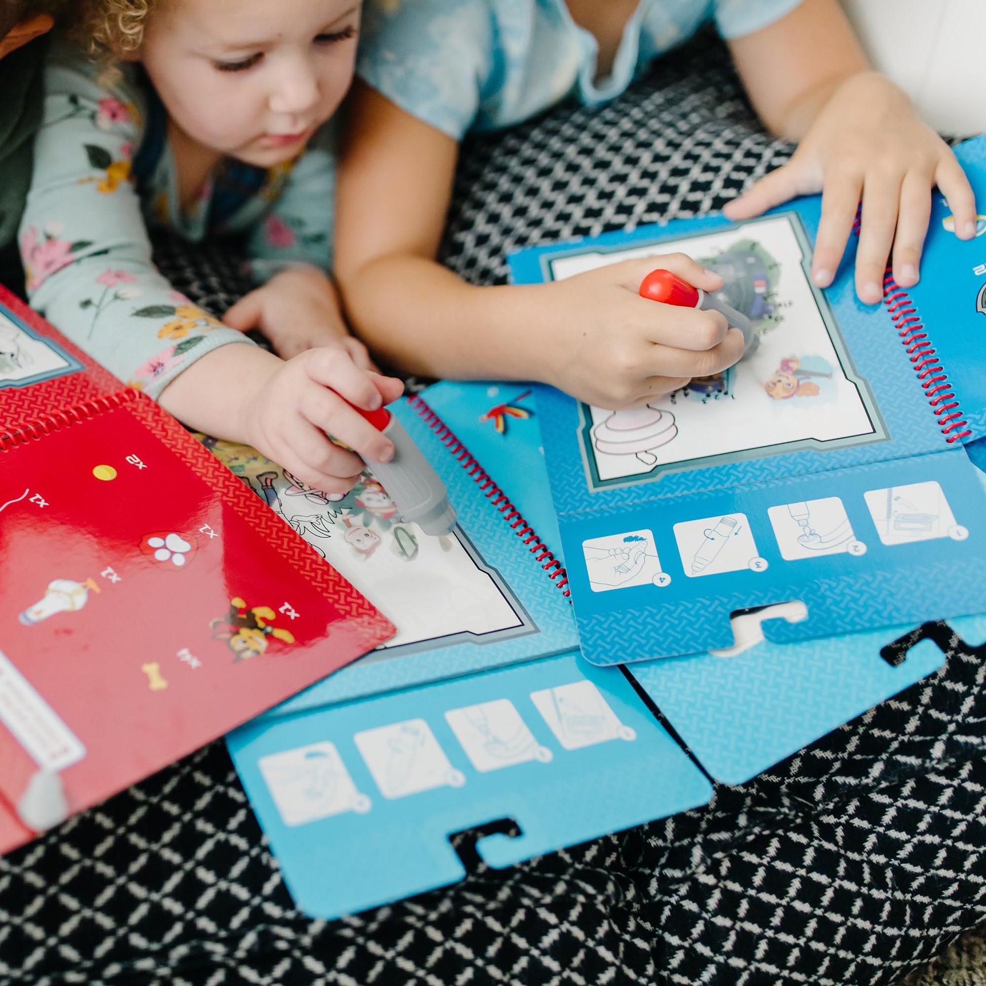 Melissa & Doug PAW Patrol Water Wow! Skye Water Reveal Travel Book Activity Pad | 3+ | Gift for Boy or Girl