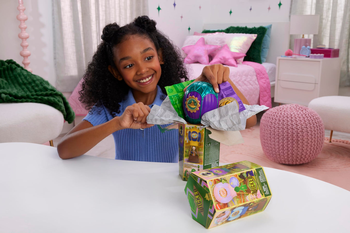Mattel Universal Pictures’ Wicked Balloons Reveal (Styles May Vary)