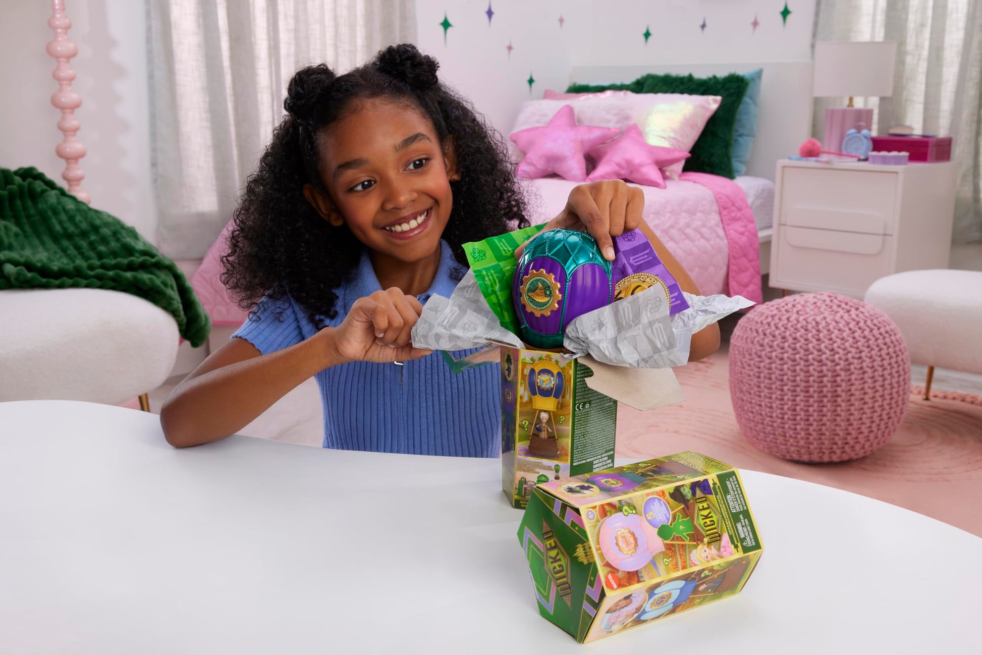 Mattel Universal Pictures’ Wicked Balloons Reveal (Styles May Vary)