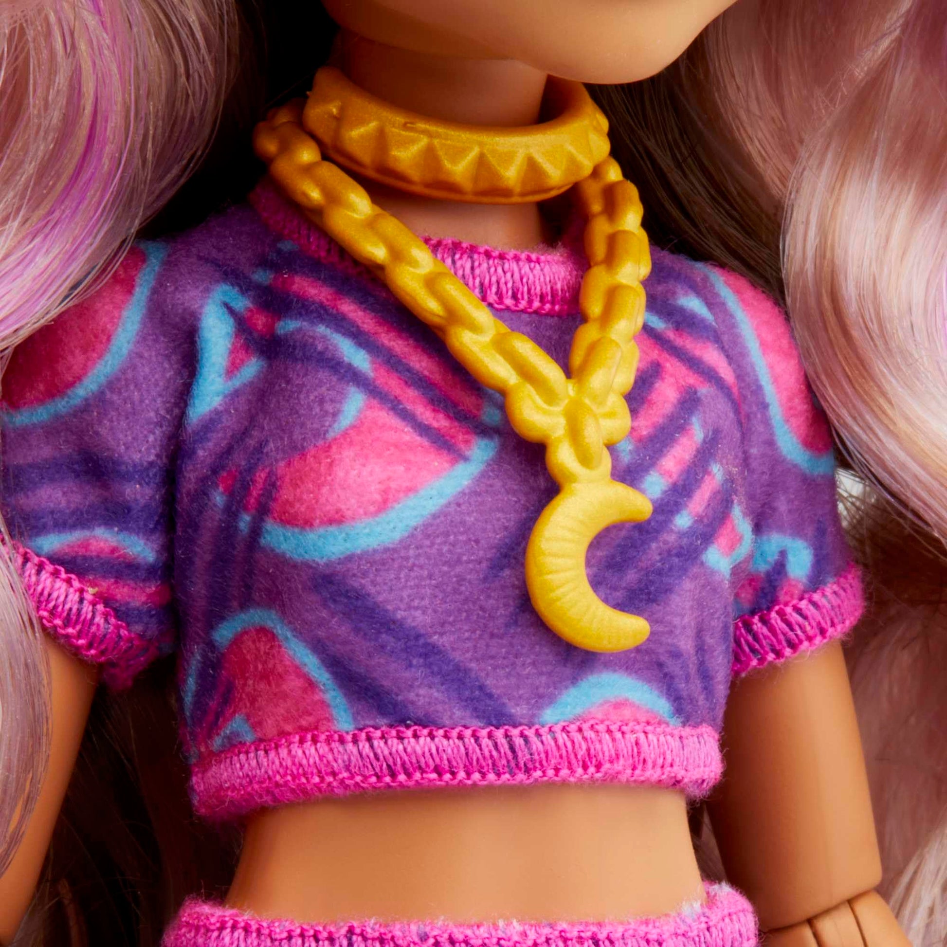 Monster High Clawdeen Doll Features 10+ Flexible Joints for Girls Ages 4 and Up