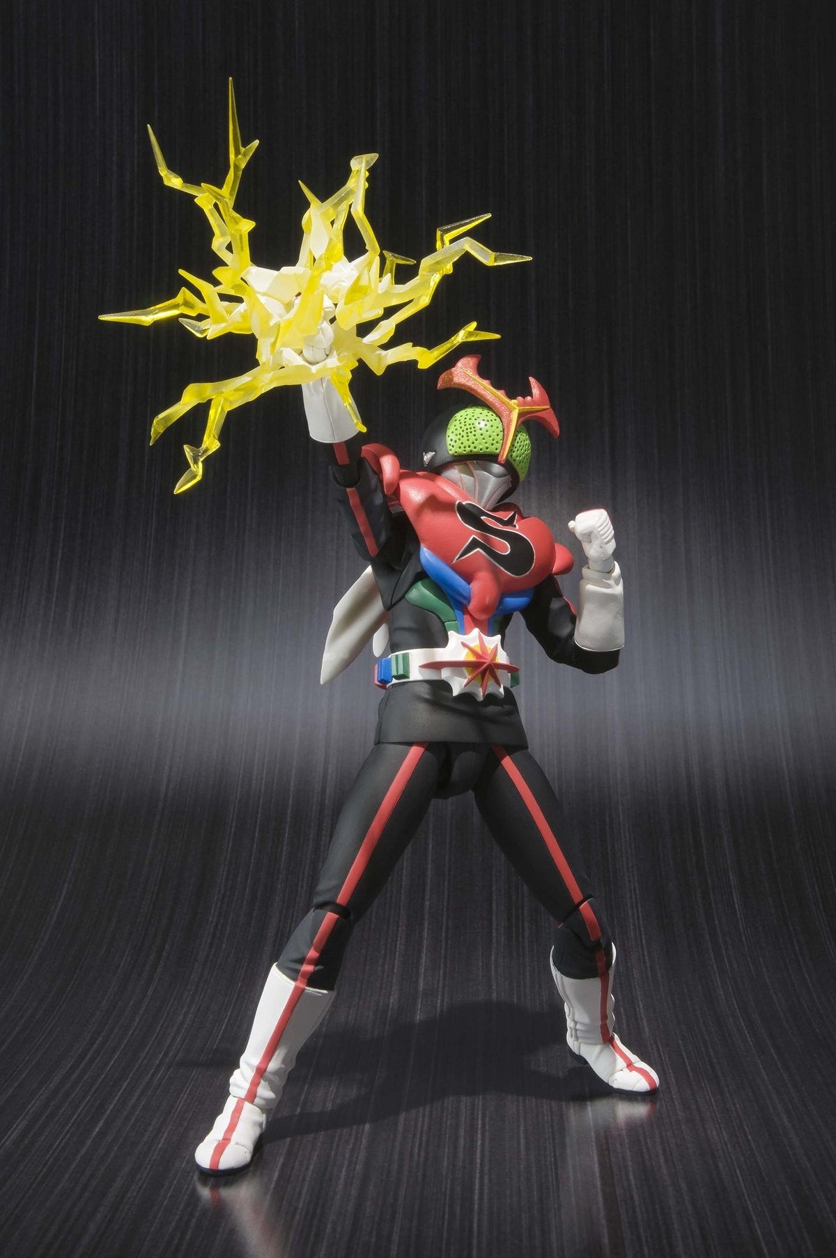 TAMASHII NATIONS Bandai Stronger Kamen Rider Stronger - S.H. Figuarts