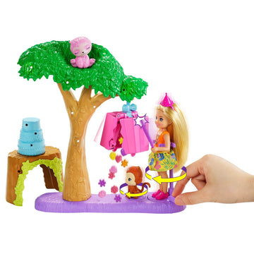Mattel - Barbie Chelsea The Lost Birthday Pinata Party Fun Surprise Playset