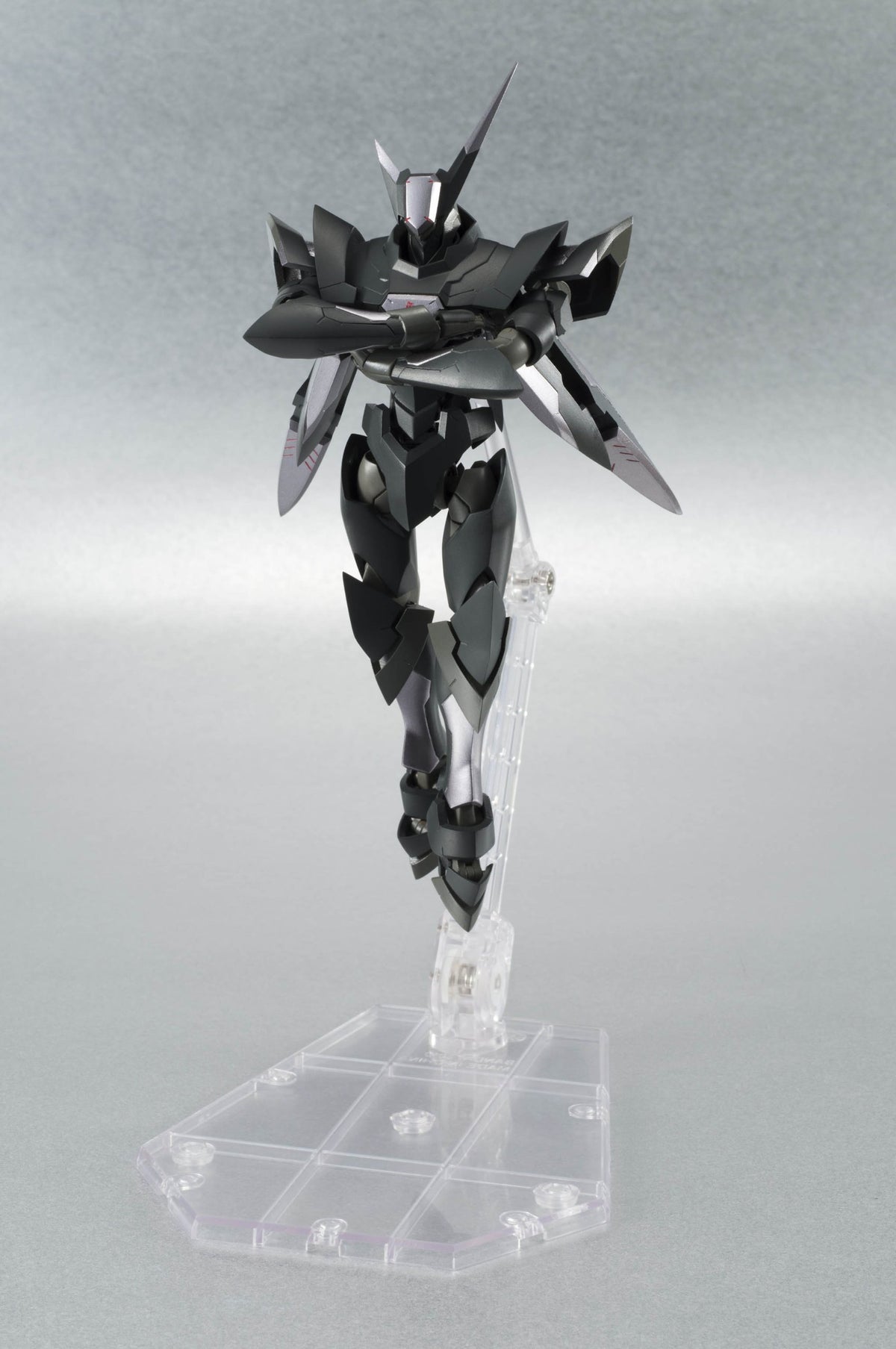 TAMASHII NATIONS Bandai Robot Spirits Belial Action Figure