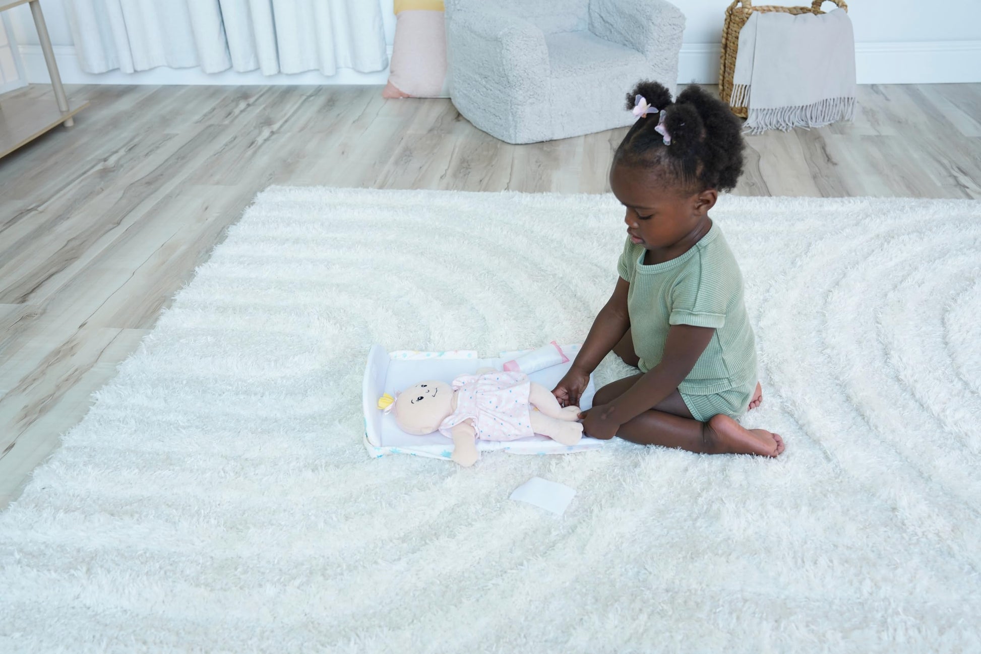 Love, Stella 6-Piece Diaper Bag Changing Mat Combo for Soft Dolls by Manhattan Toy