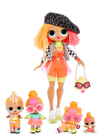 L.O.L. Surprise! 423133-INT LOL Exclusive OMG D.J. Family Pack-45+ Surprises Including Limited Edition Doll & Pet-with Fashions, Accessories, &