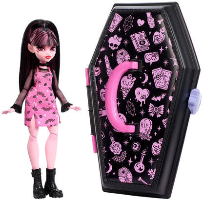 Monster High Draculaura Doll & Accessories, Gore-ganizer Beauty Kit with Bat Clips, Comb & Mirror, Customizable with Stamp Pen & Stickers