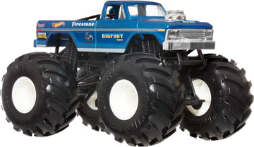Hot Wheels Monster Trucks, Oversized Monster Truck, 1:24 Scale Die-Cast Toy Truck with Giant Wheels and Cool Designs