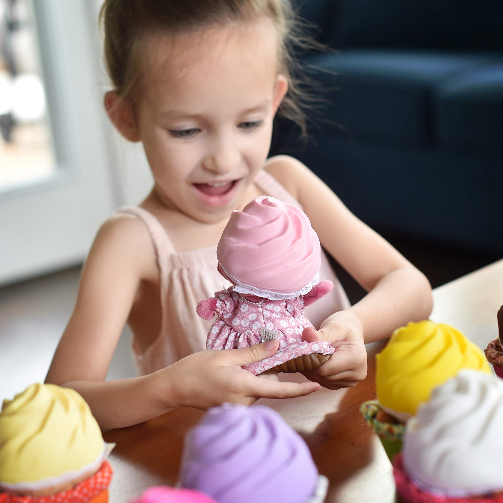 Sunny Days Entertainment Cupcake Bears Transforming Collectible Plush (Color & Style May Vary)