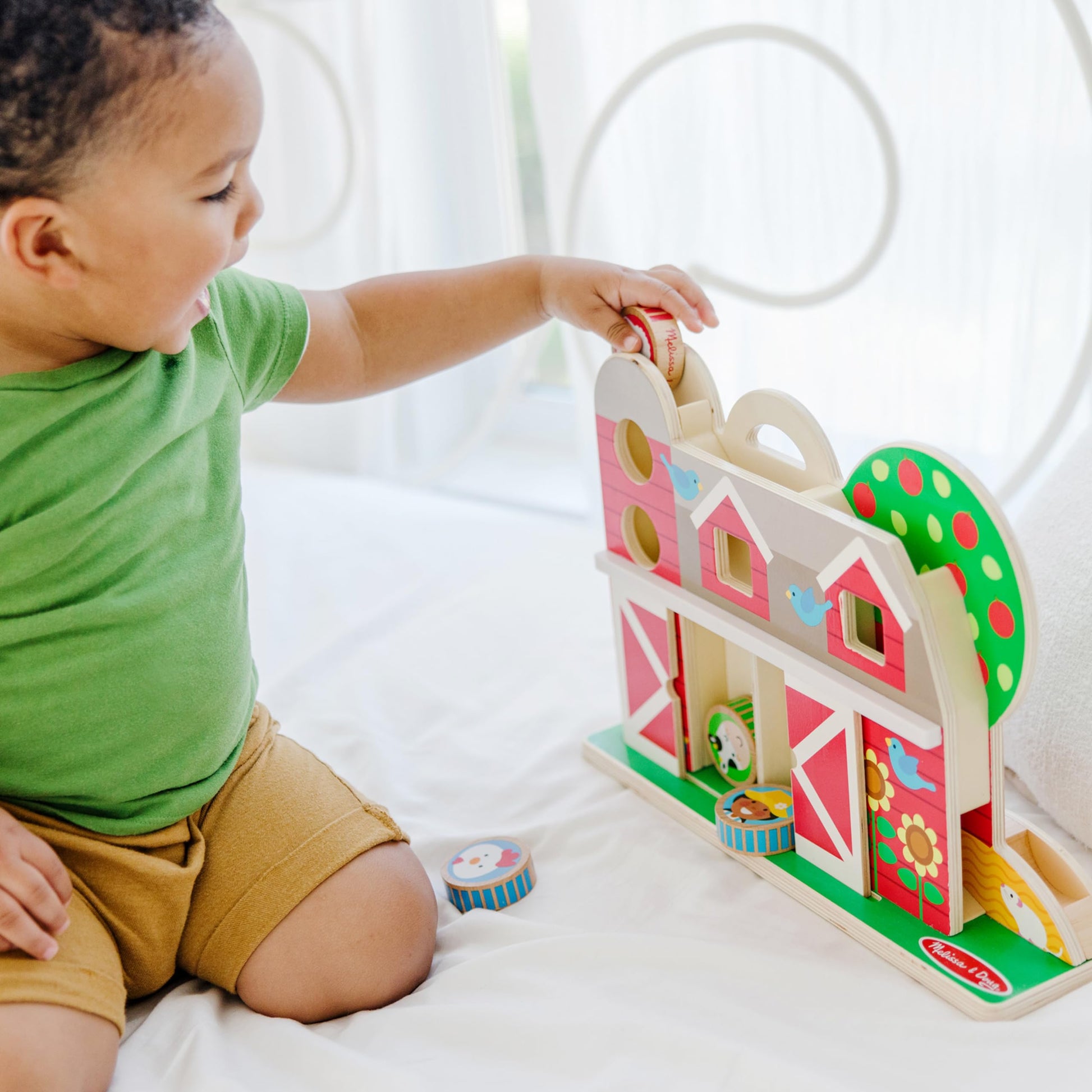 Melissa & Doug GO Tots Wooden Barnyard Tumble with 4 Disks - FSC Certified