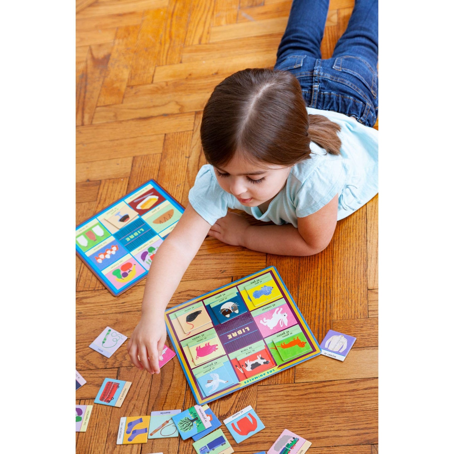 eeBoo: Spanish Vocabulary Bingo for Kids for Ages 5+, A Fun Kids Learning Game that Cultivates Conversation & Practicing a New Language