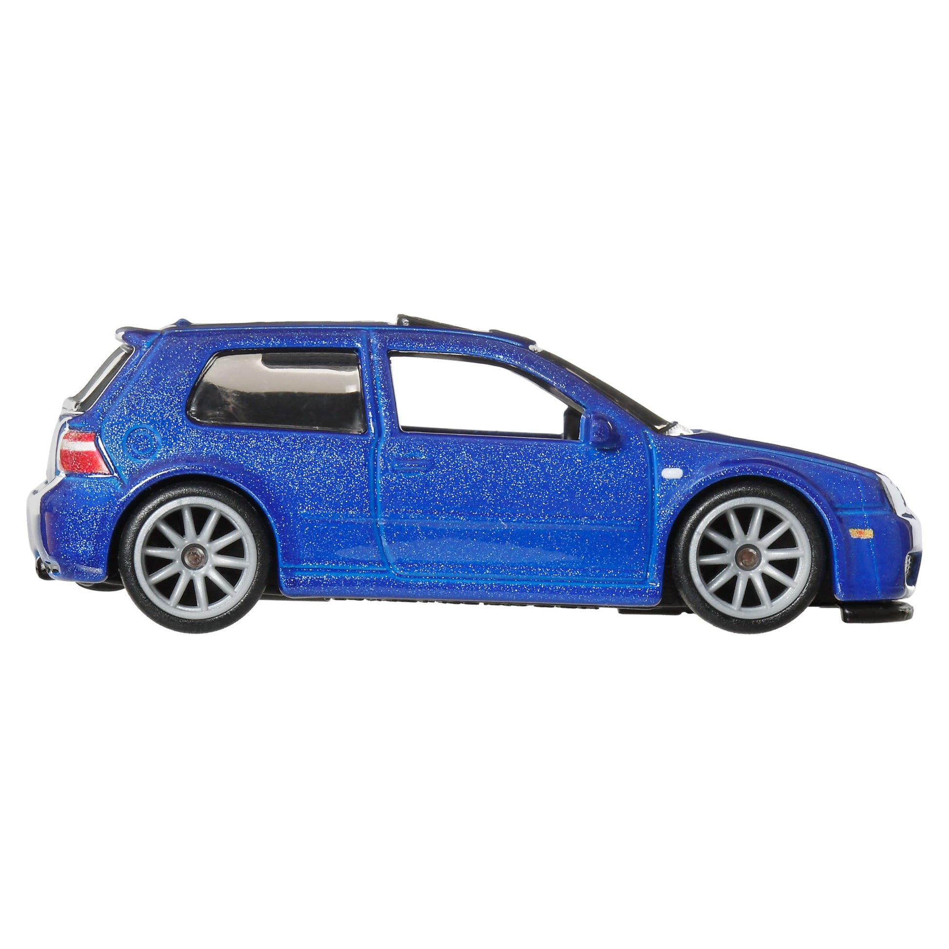Hot Wheels Premium Car Culture Pack with Two Vehicles (2004 Volkswagen Golf R32 & Volkswagen Golf MK7) to 1:64 Scale, Real Riders, Metal/Metal