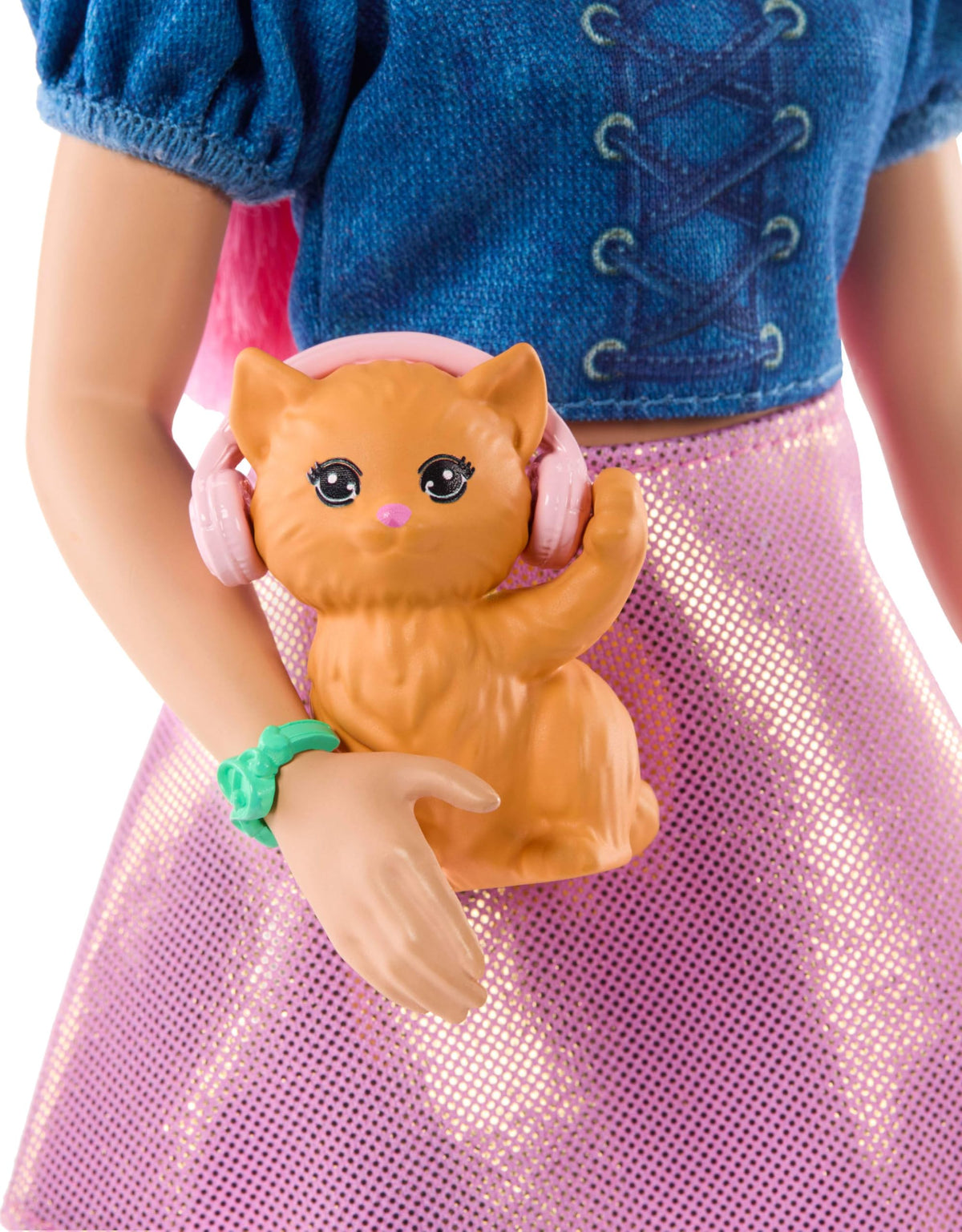 Barbie Mysteries: Beach Detectives Daisy Doll Wearing Signature Removeable Outfit with Storytelling Accessories, Including Pet Kitten
