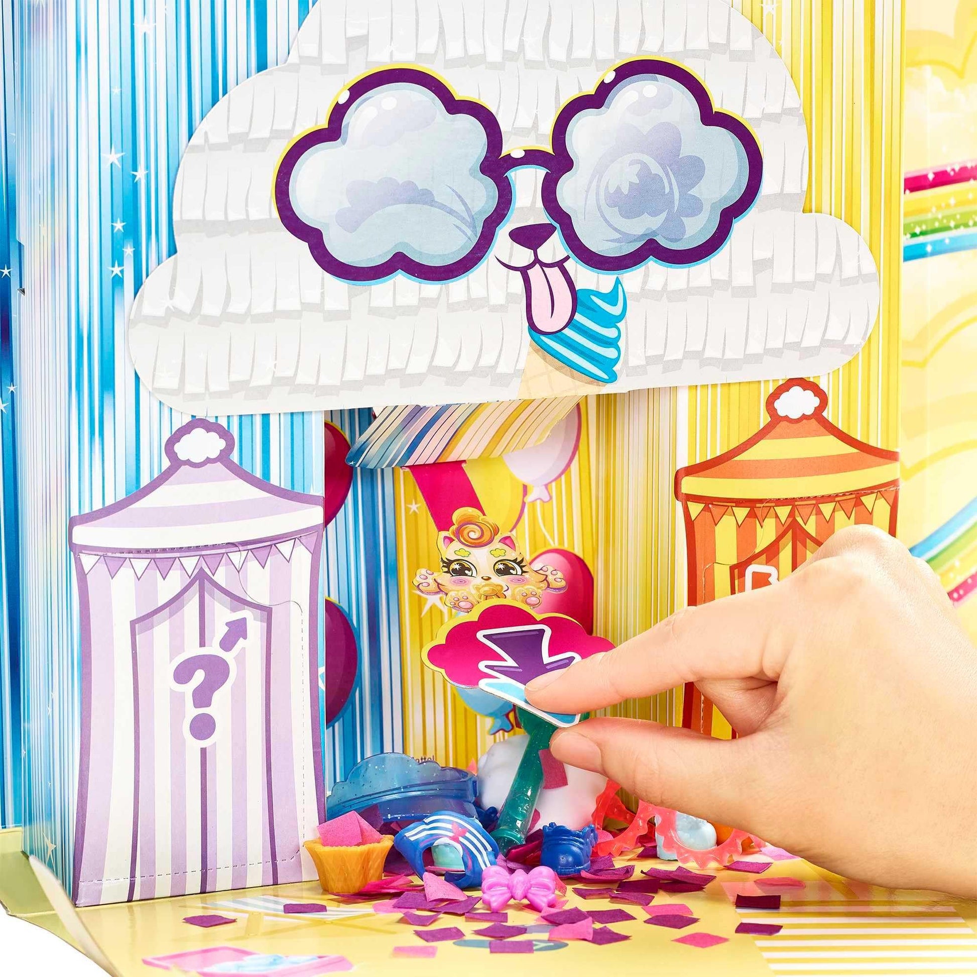 Mattel Cloudees Collectible Pets Beach Ice Cream Party Set, Interactive Cloud-Themed Toys With Moldable Dough, Surprise Hidden Figures