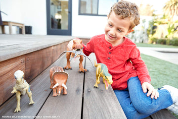 JURASSIC WORLD ROARIVORES Triceratops