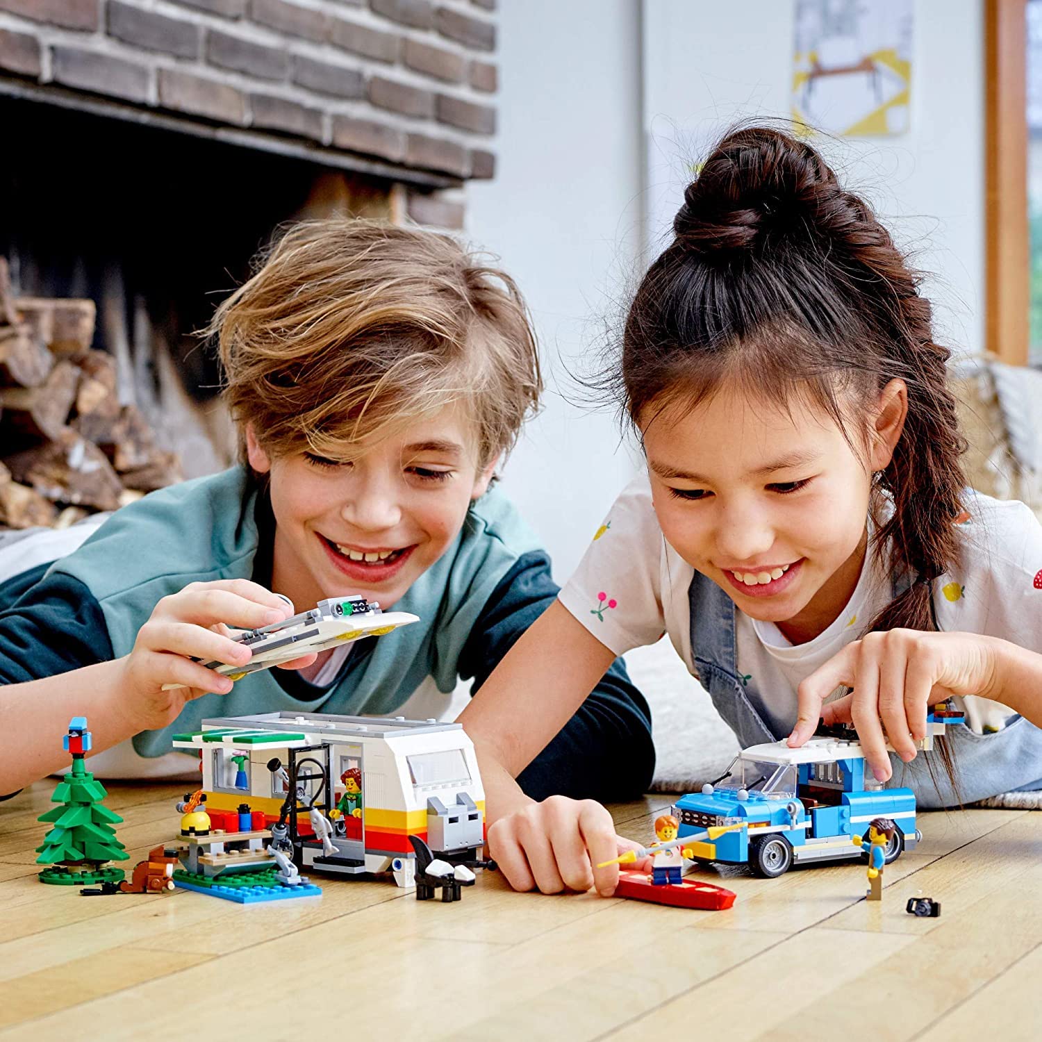 LEGO Creator 3in1 Caravan Family Holiday 31108 Vacation Toy Building Kit for Kids Who Love Creative Play and Camping Adventure Playsets with Cute