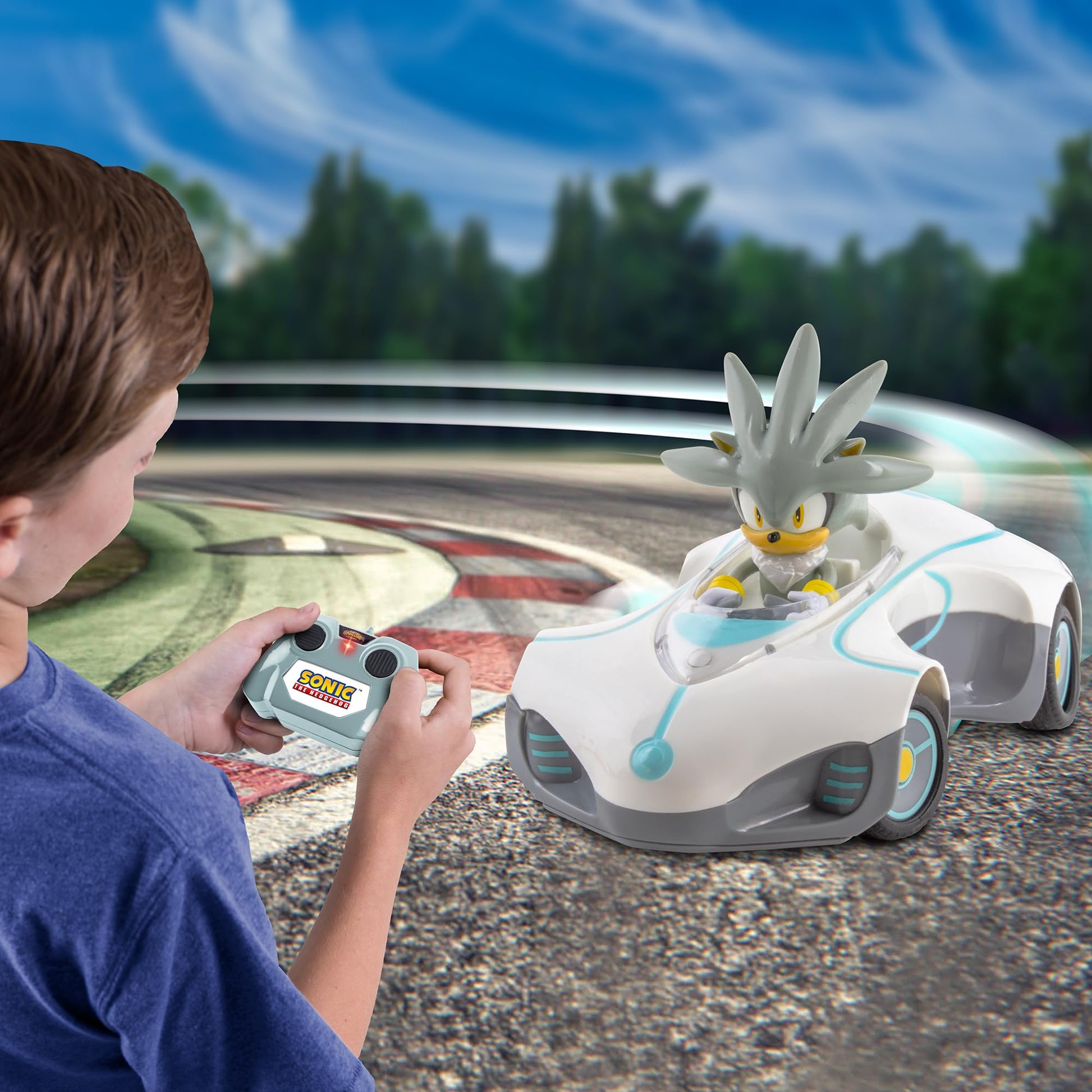 NKOK 1/28 Scale 2.4GHz RC Sonic 2PK RC Sonic & Silver; Officially Licensed; Full Function Radio Control; Detailed 6.5” Vehicle and Character; Grippy