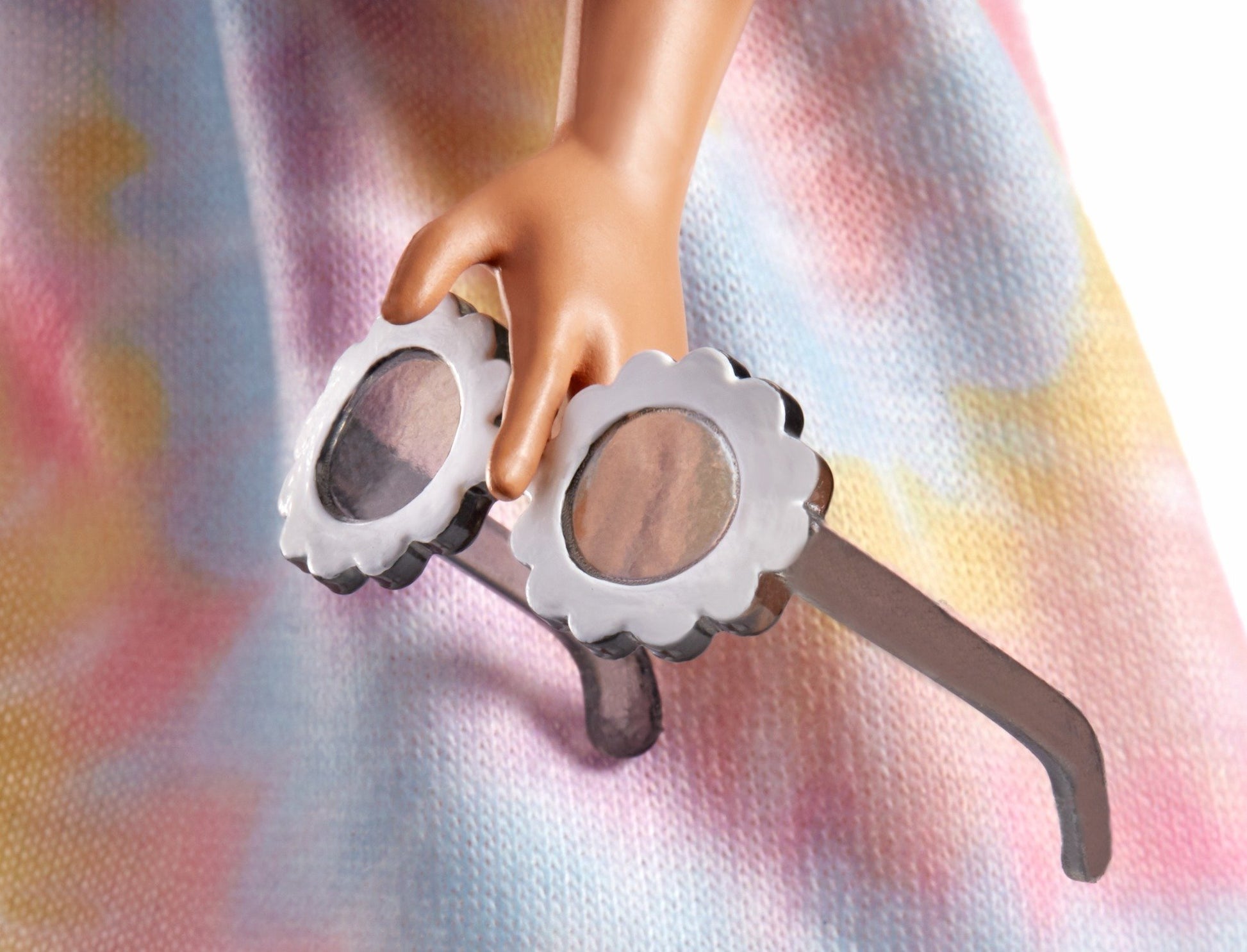 Barbie Fashionistas Dolls to Tie Dye for, Brown