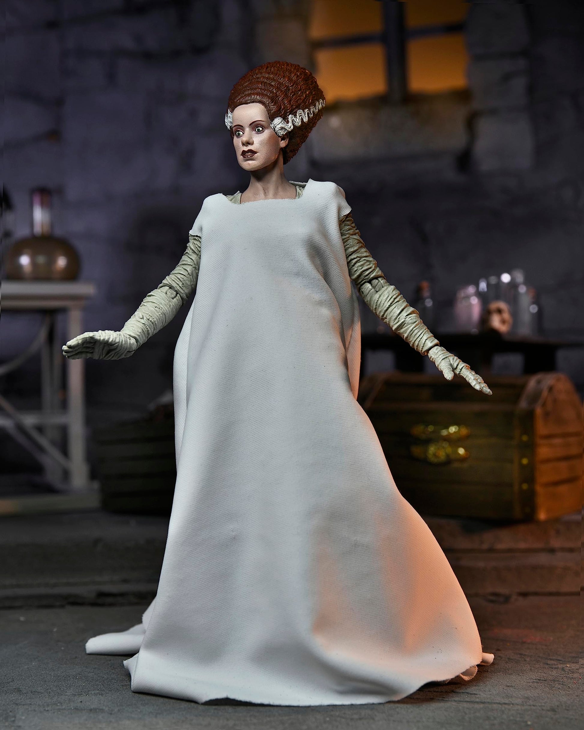 NECA: Universal Monsters Bride of Frankenstein Ultimate 7" Action Figure