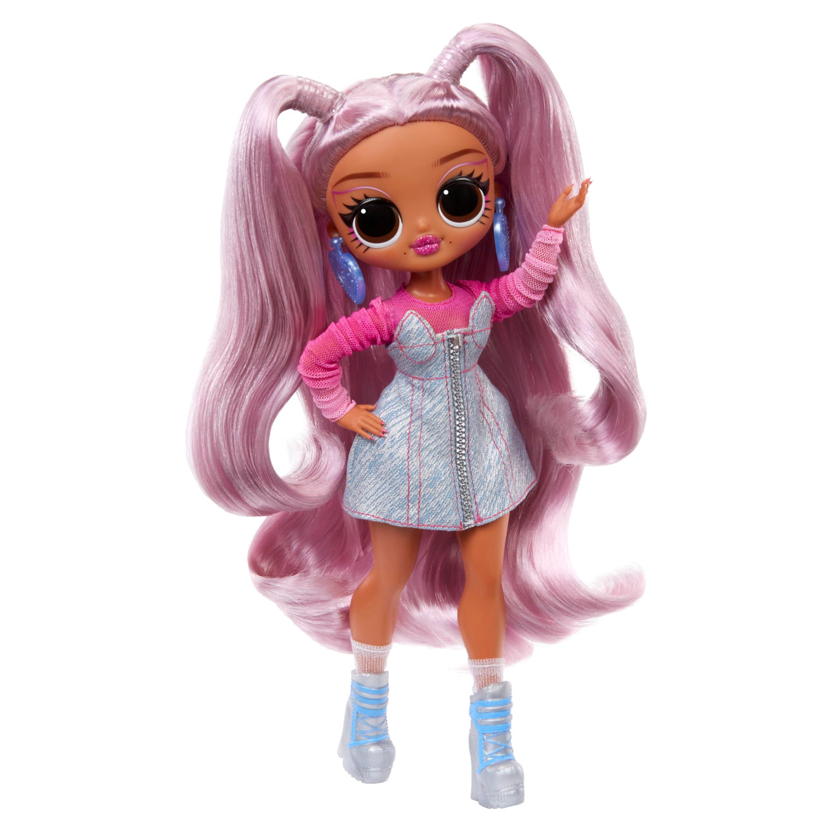 LOL Surprise OMG Sweet Nails - Kitty K Café with 15 Surprises, Including Real Nail Polish, Press On Nails, Sticker Sheets, Glitter, 1 Fashion Doll,
