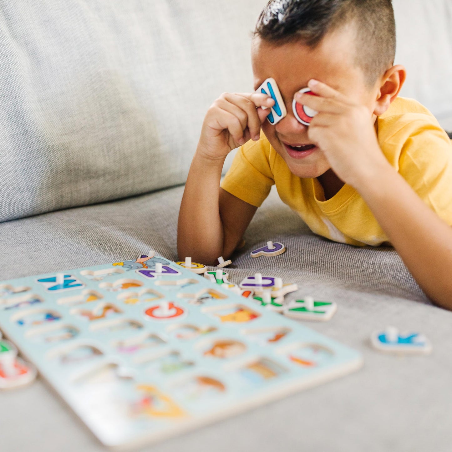 Melissa & Doug Disney Classics Alphabet Wooden Peg Puzzle (26 pcs)