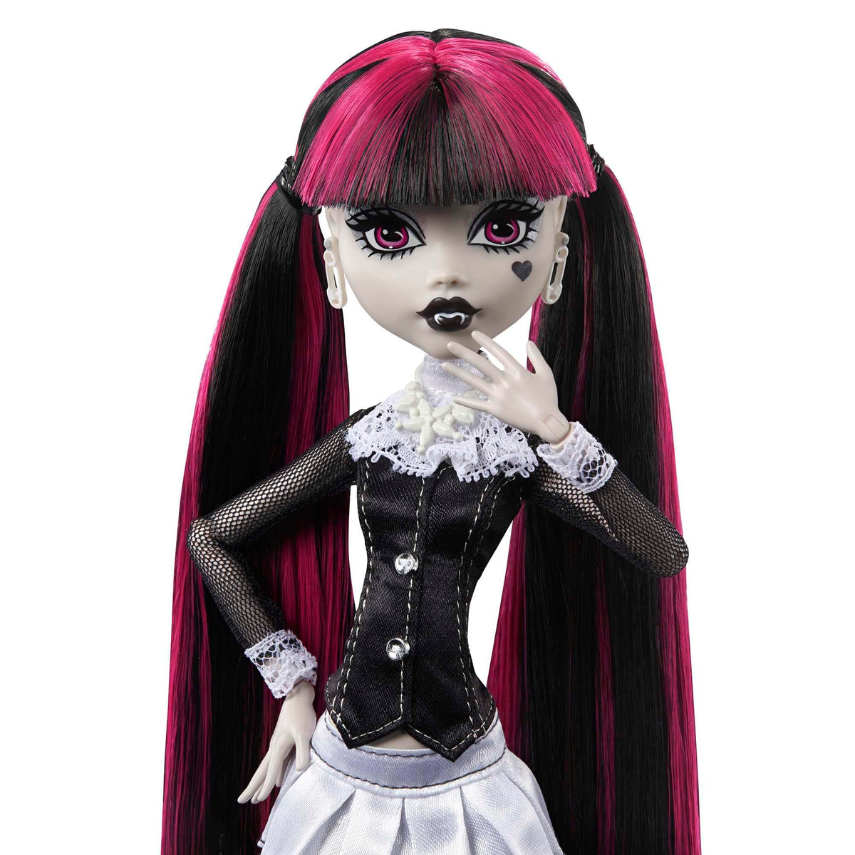 Monster High Reel Drama Doll, Draculaura in Black and White, Collectible Reproduction with Doll-Size and Life-Size Posters, Horror Flick Theme
