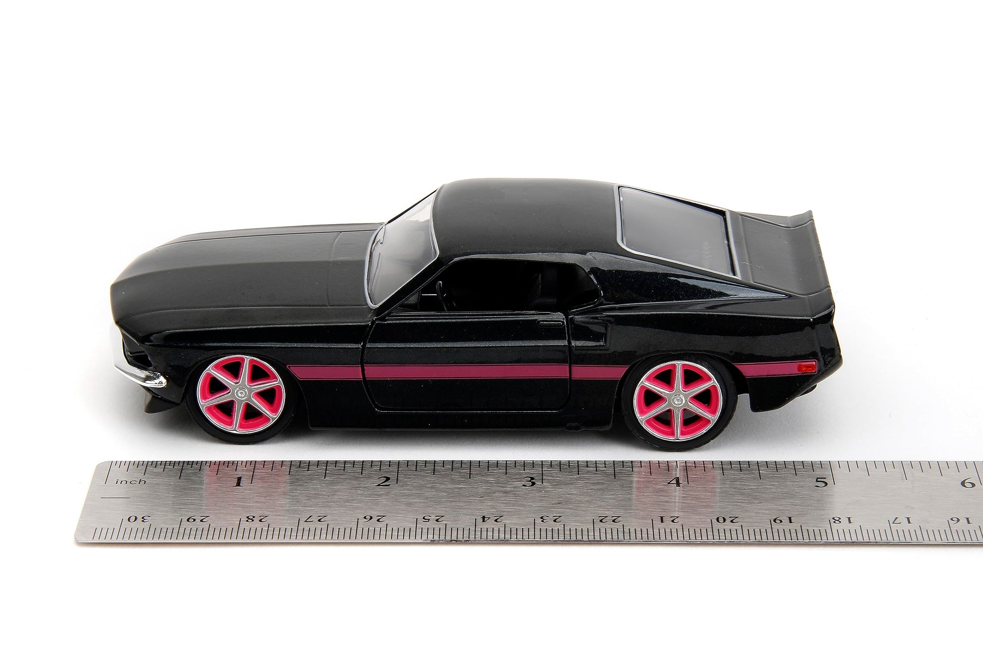 Jada Pink Slips 1:32 W2 1969 Ford Mustang Die-Cast Car, Toys for Kids and Adults (Black/Pink Stripes)