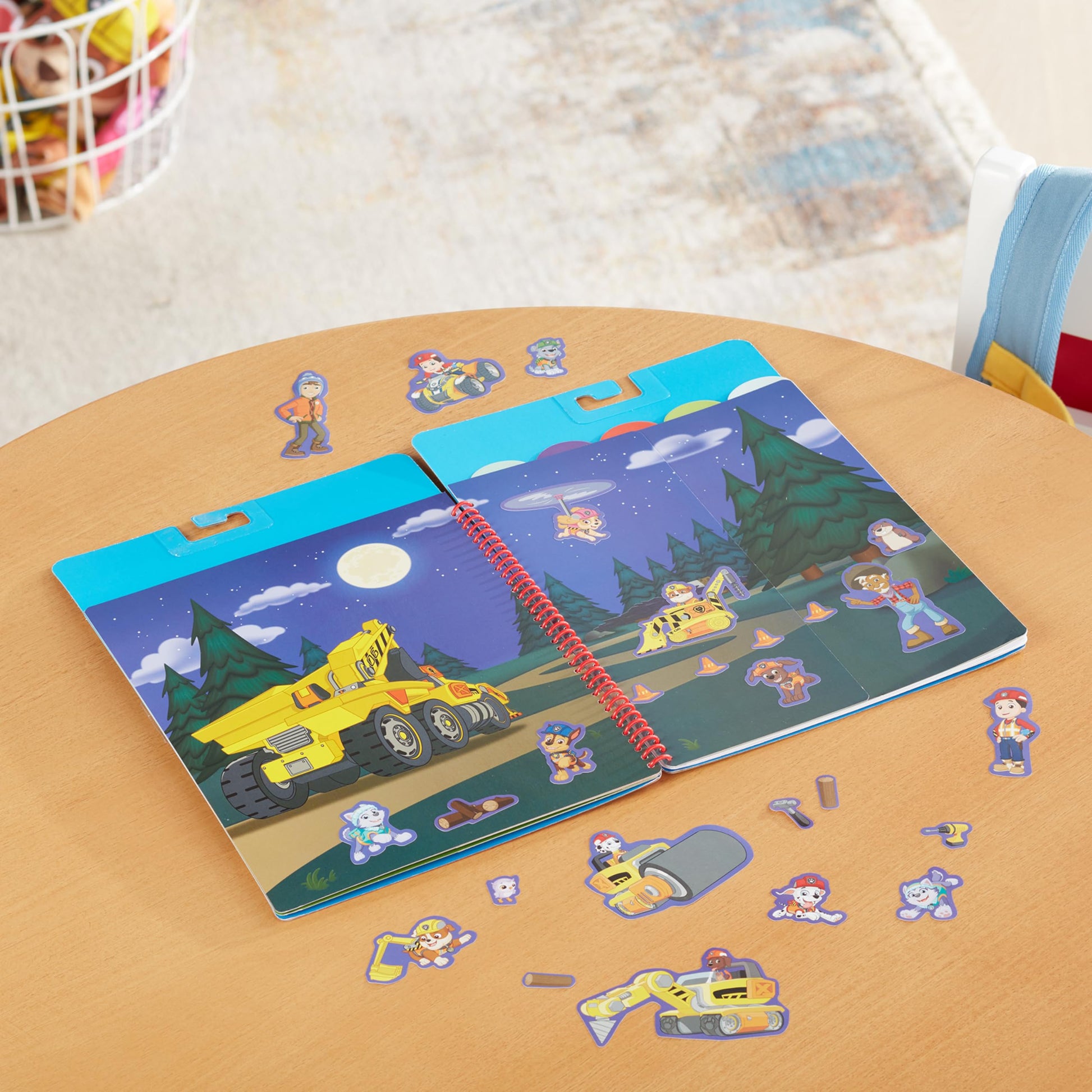 Melissa & Doug PAW Patrol Reusable Stickers Ultimate Rescue | Activity Pad | Sticker Book | 3+ | Gift for Boy or Girl